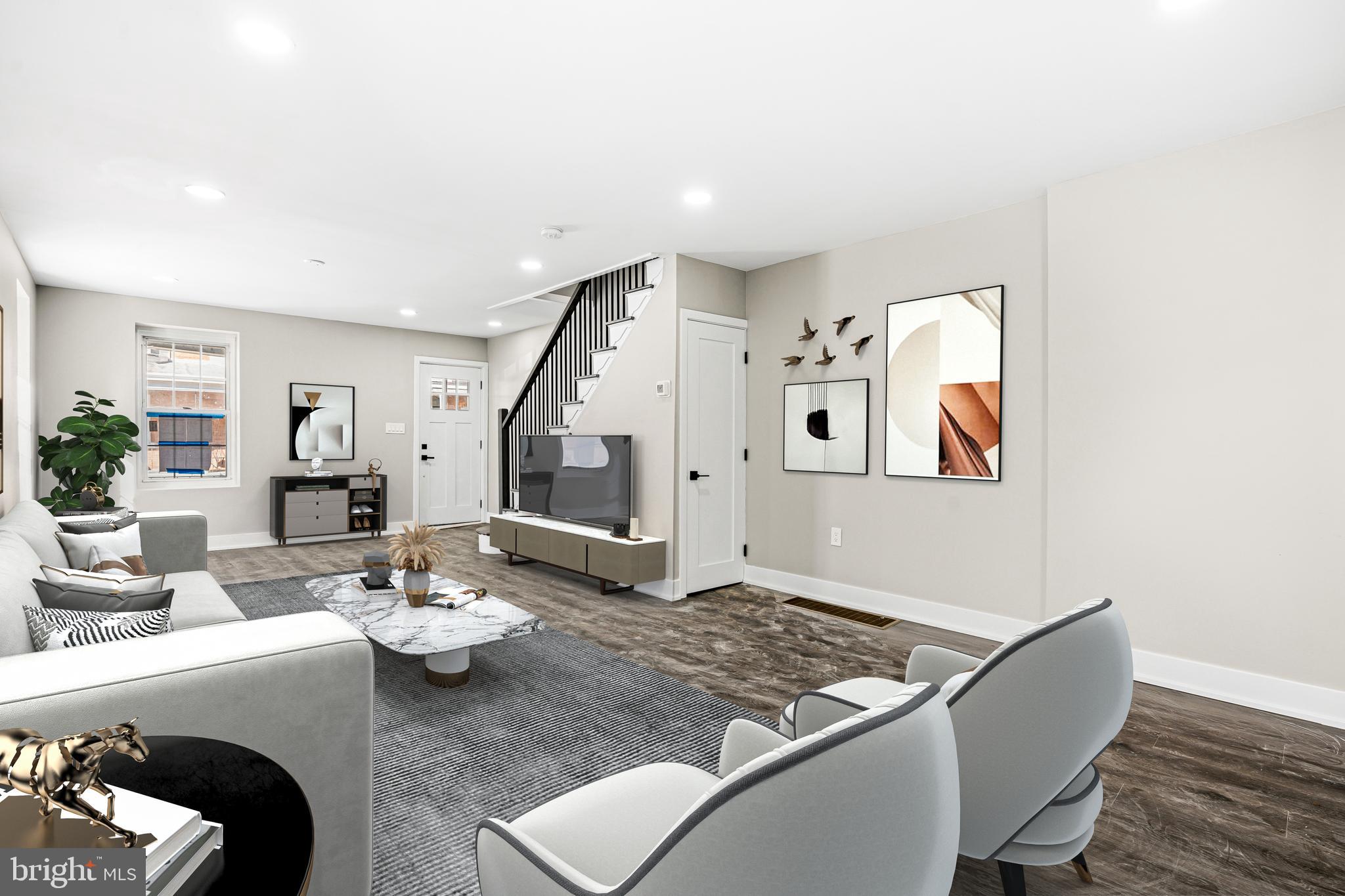 ROXBOROUGH - Residential