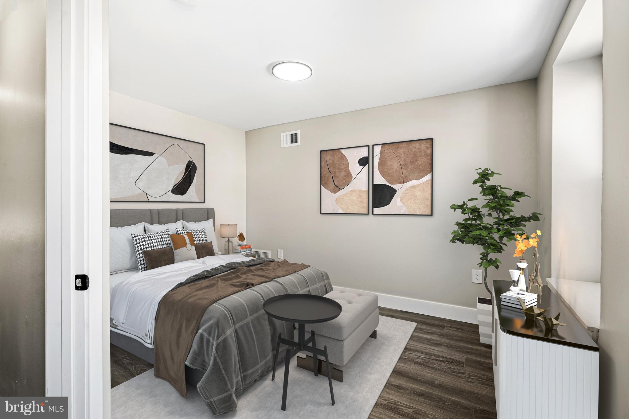 ROXBOROUGH - Residential