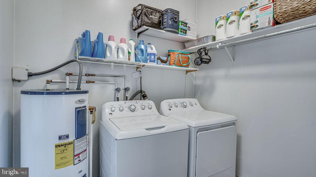 BAYBERRY ESTATES - Residential