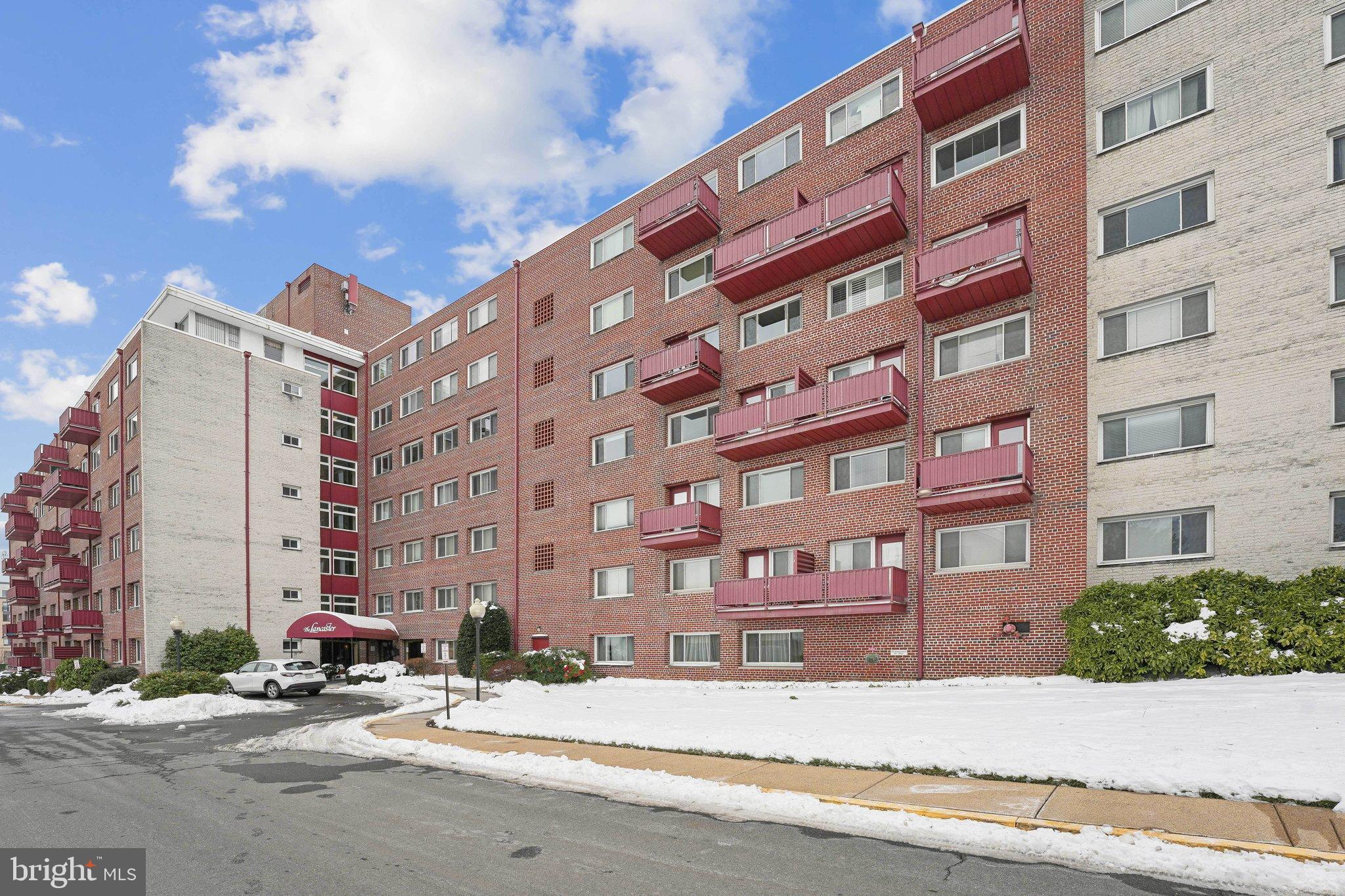 LANCASTER - Residential