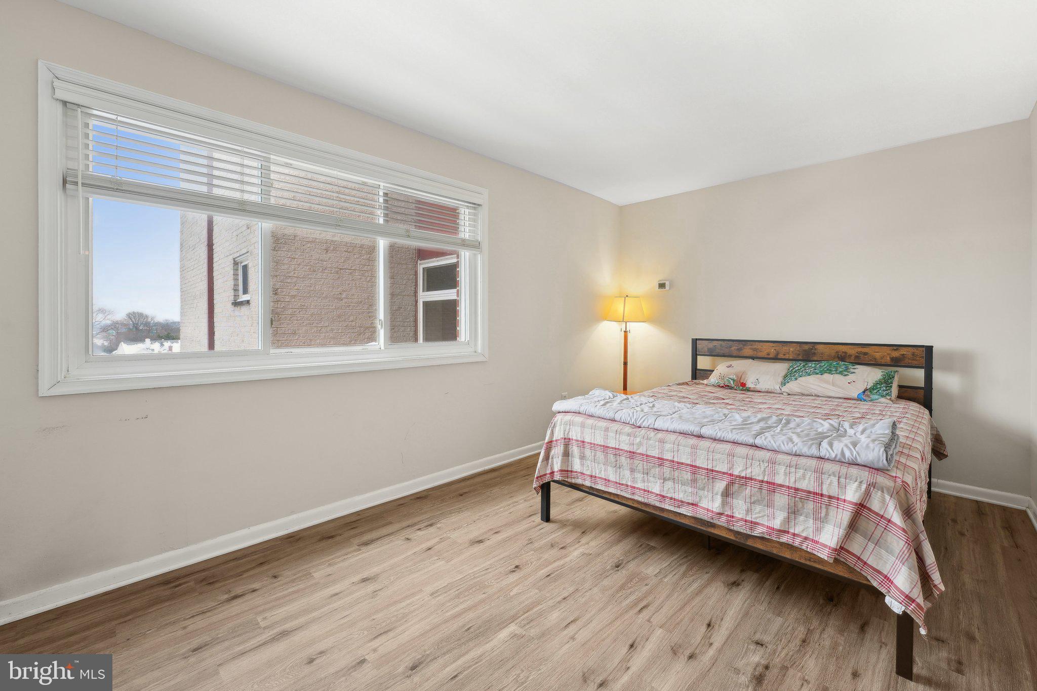 LANCASTER - Residential