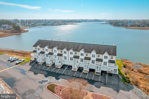 Townhouse For Sale - 37841 Salt Grass Cv Cv #100<br/> OCEAN VIEW, DE 19970