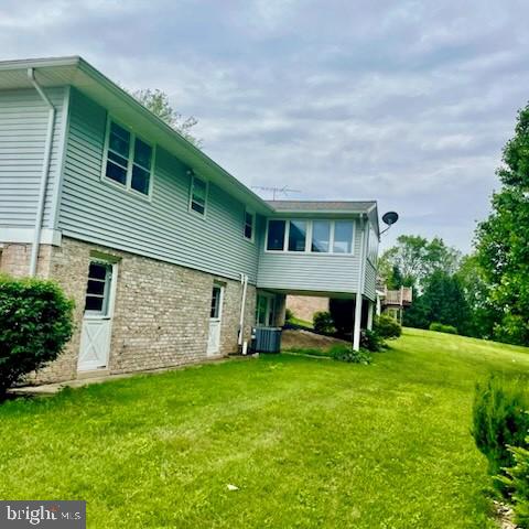 4135 ROBINHOOD DRIVE