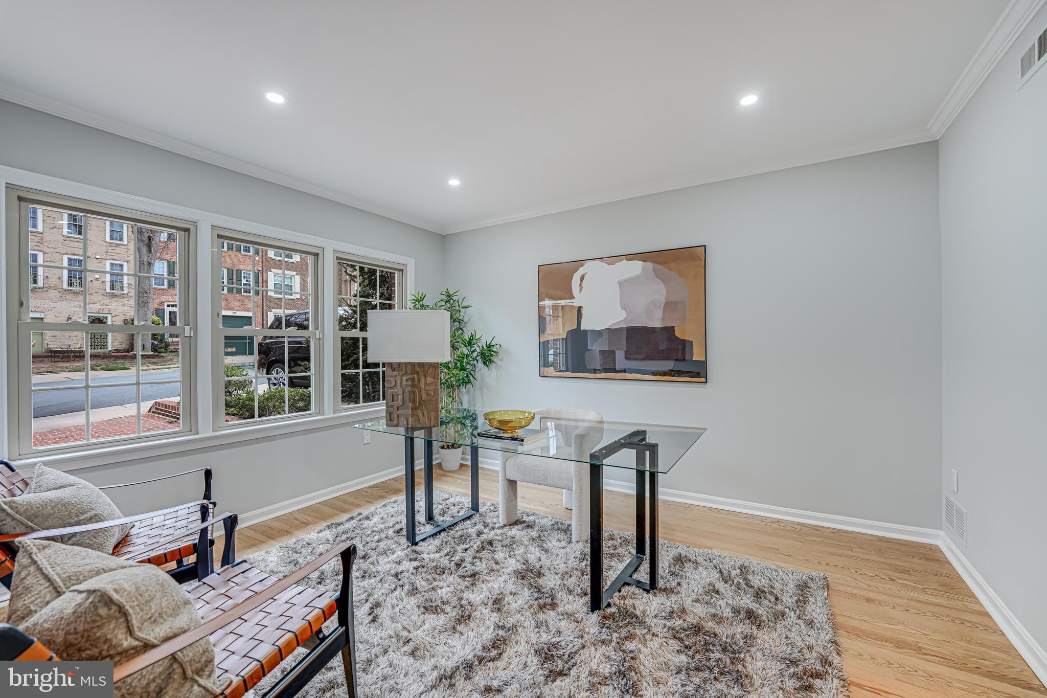 FOREST HILLS - Residential