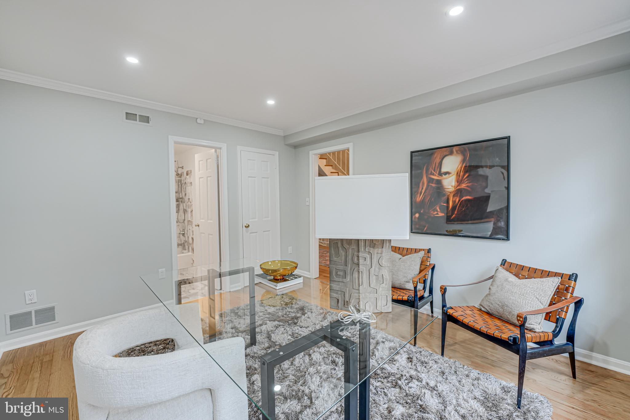 FOREST HILLS - Residential