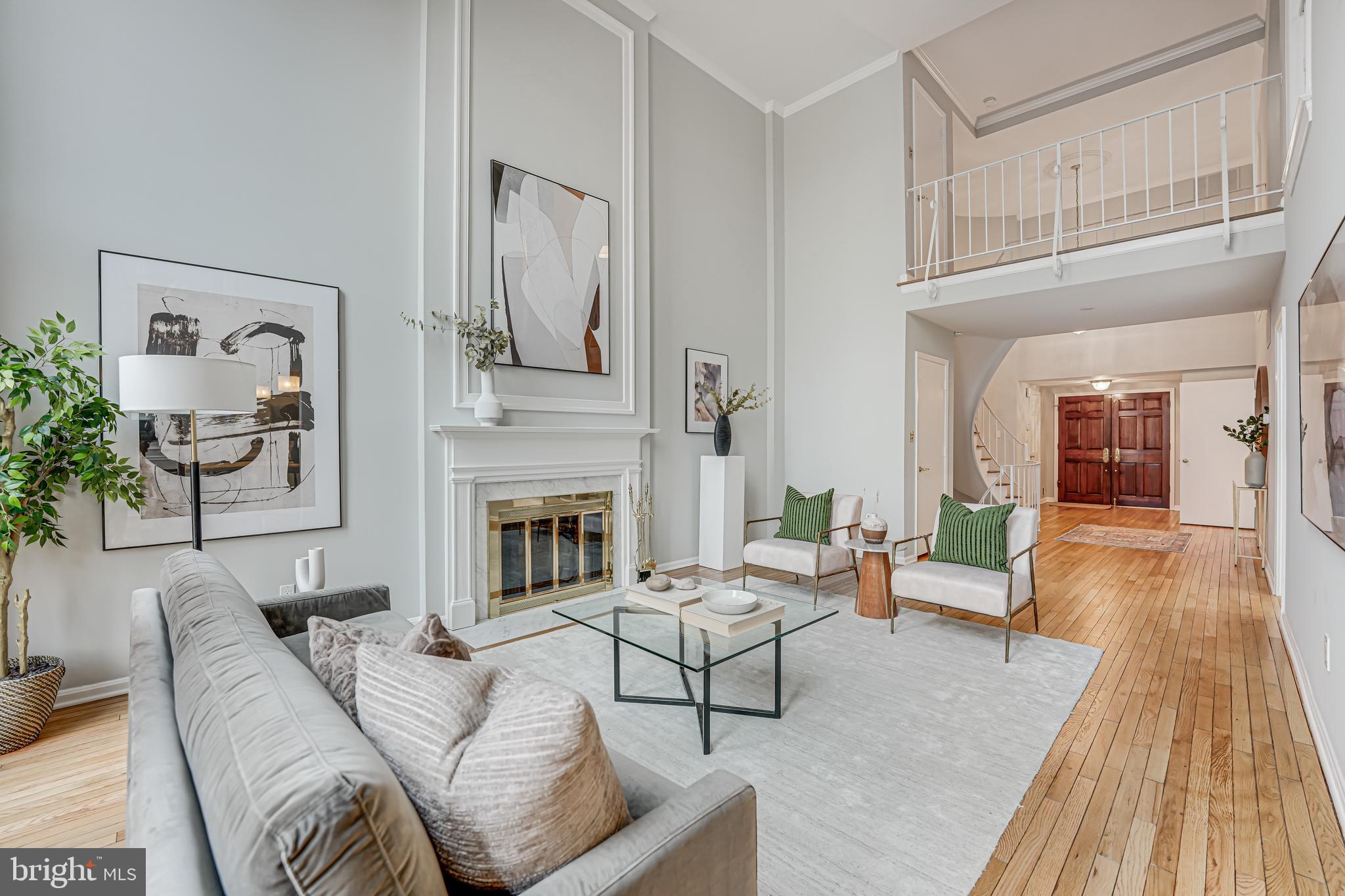 FOREST HILLS - Residential