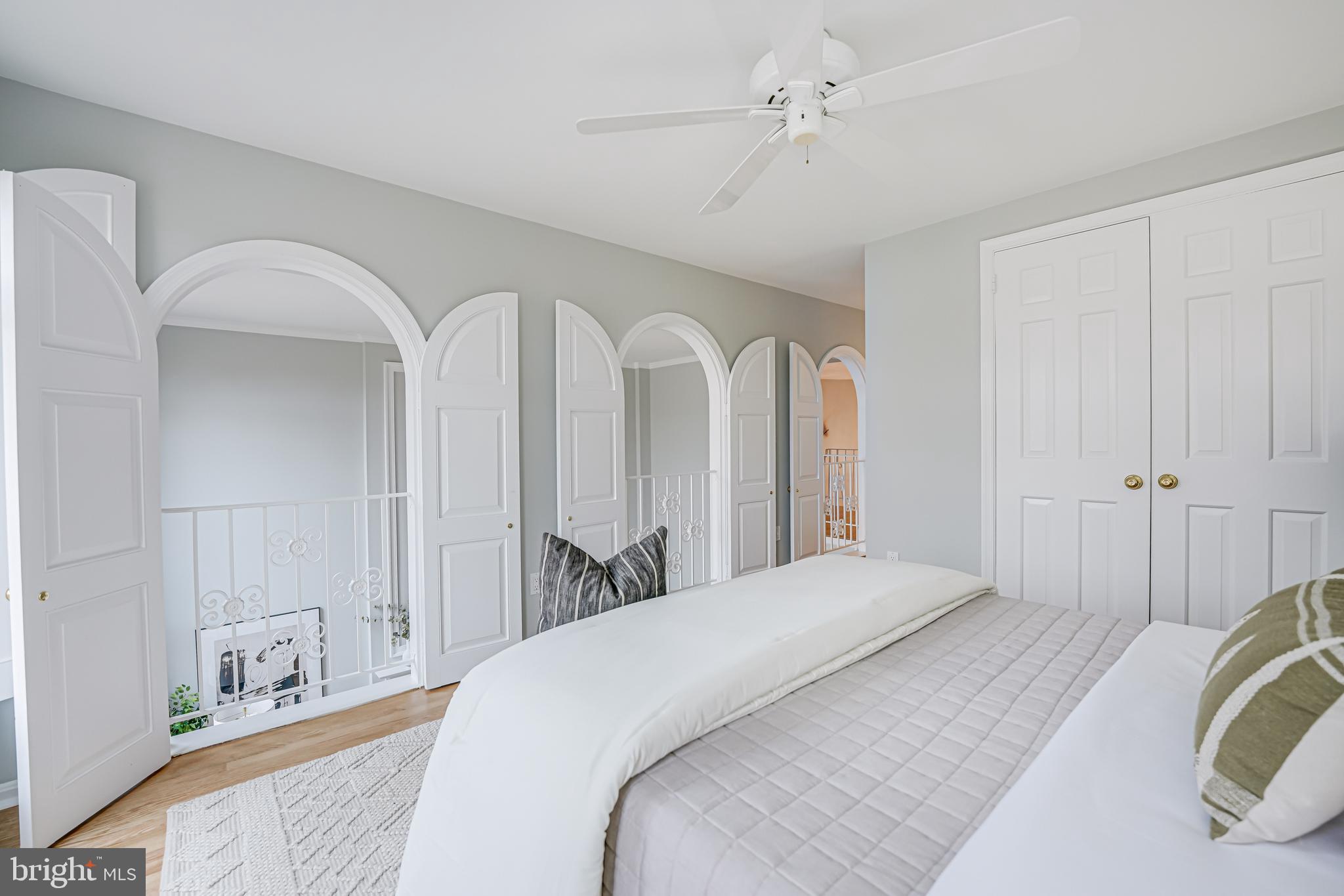 FOREST HILLS - Residential