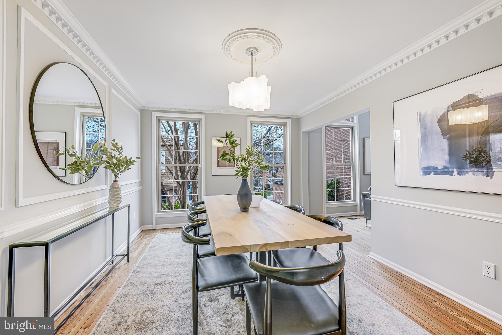 FOREST HILLS - Residential