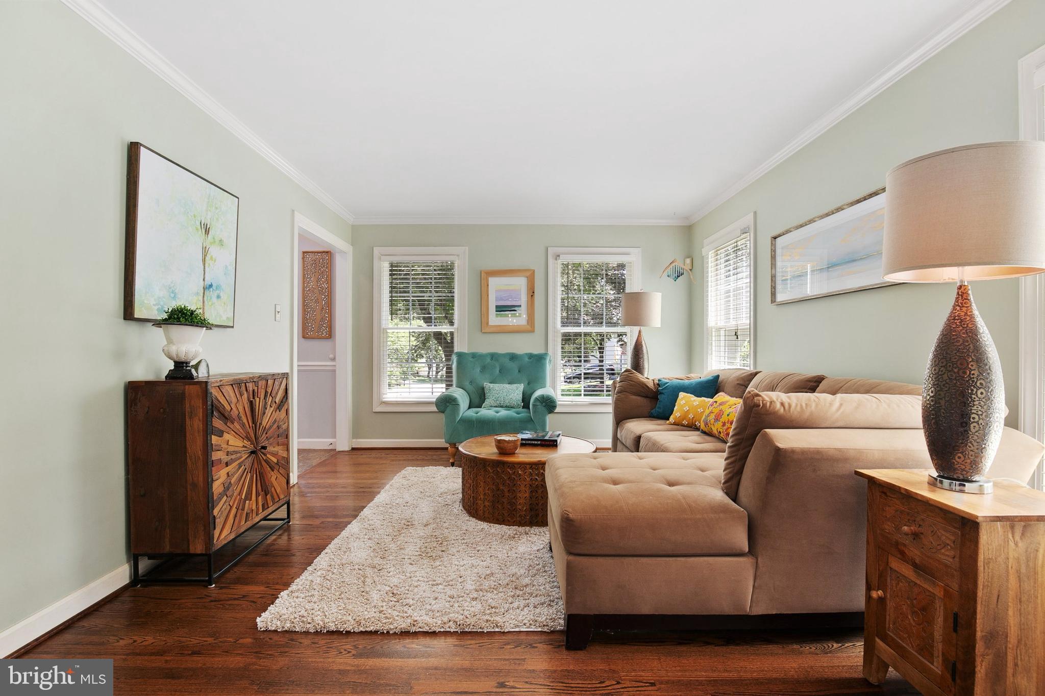 7714 SHADY BROOK LANE