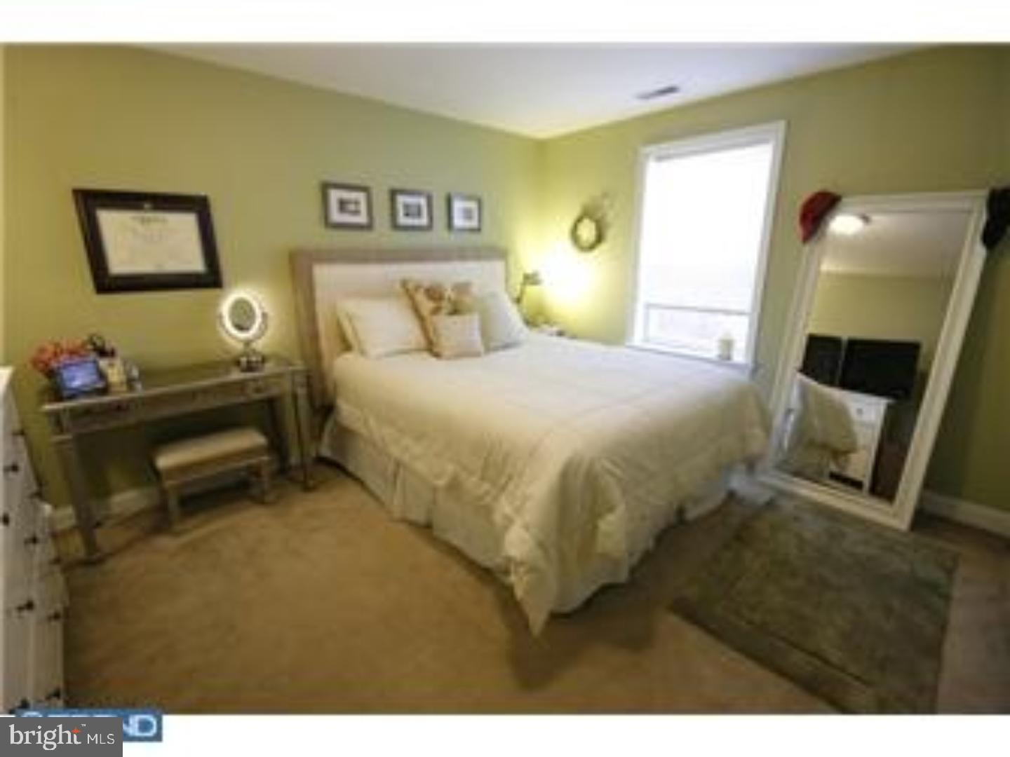 FAIRMOUNT - Residential