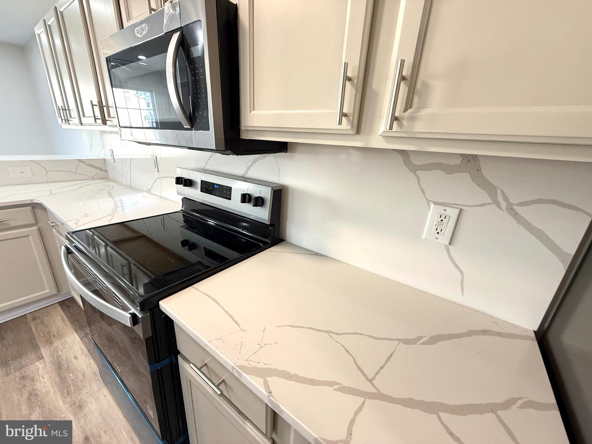 AVONBRIDGE - Residential