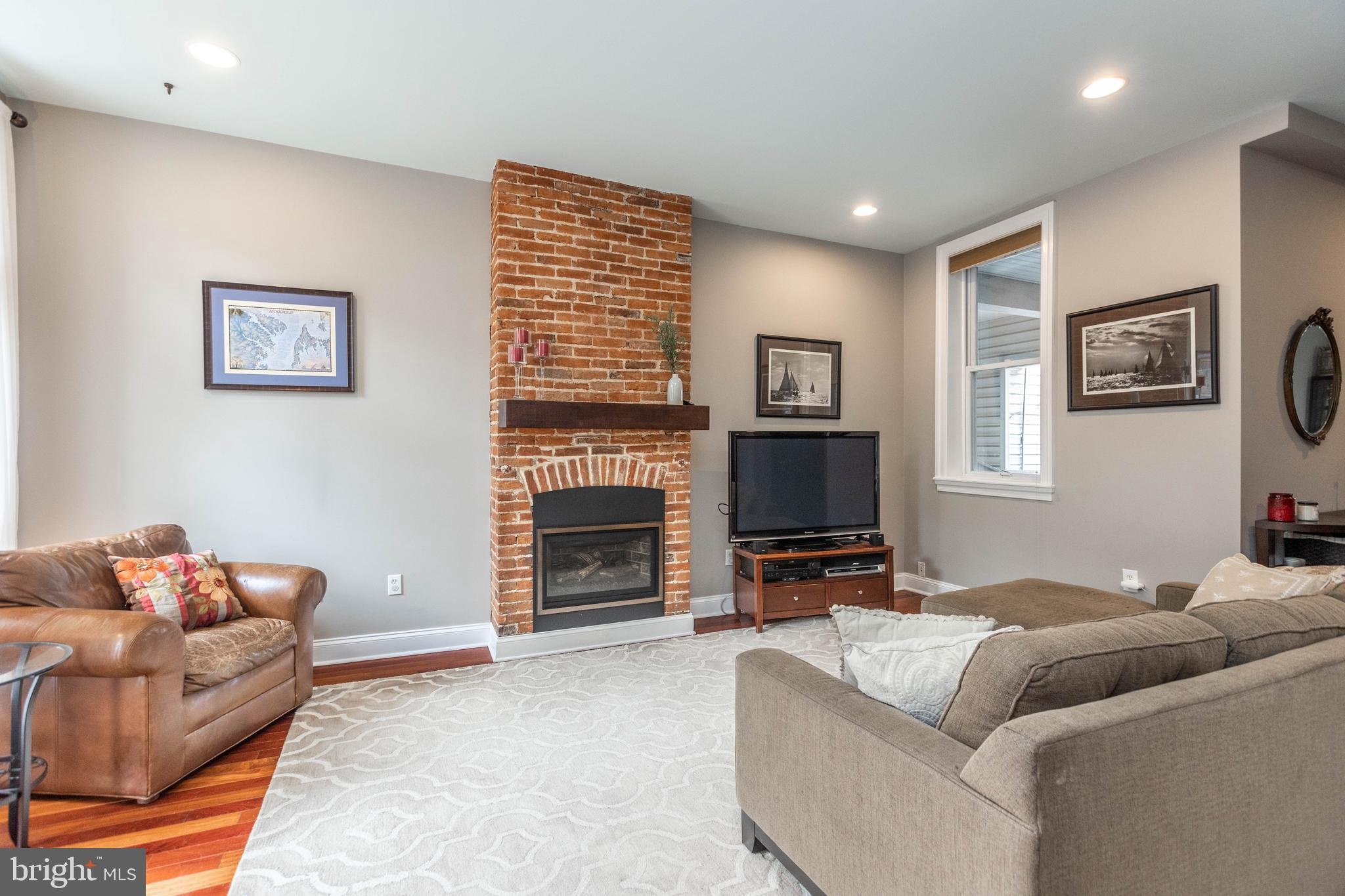 UPPER FELLS POINT - Residential