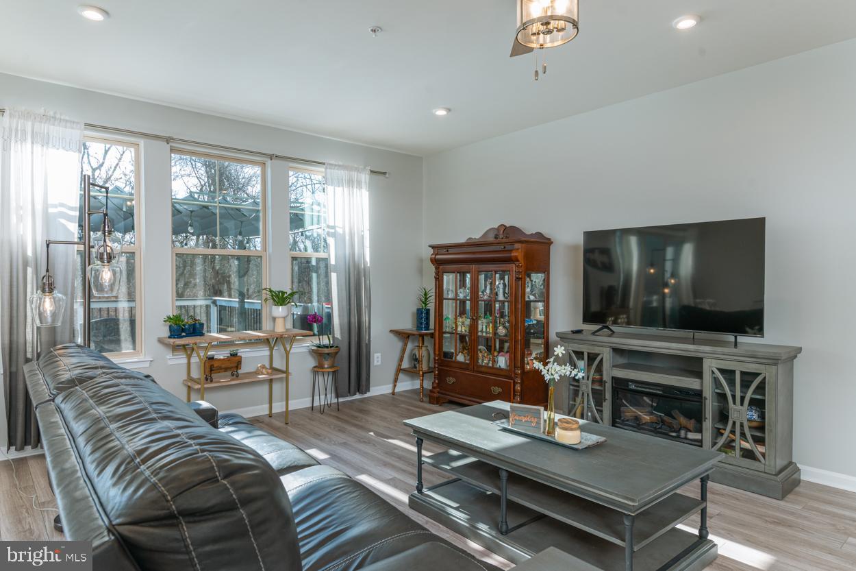 BRUNSWICK CROSSING - Residential