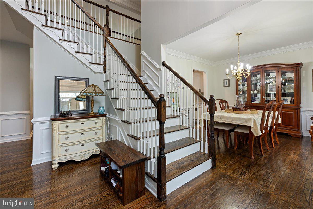 10 EAGLETON FARM ROAD