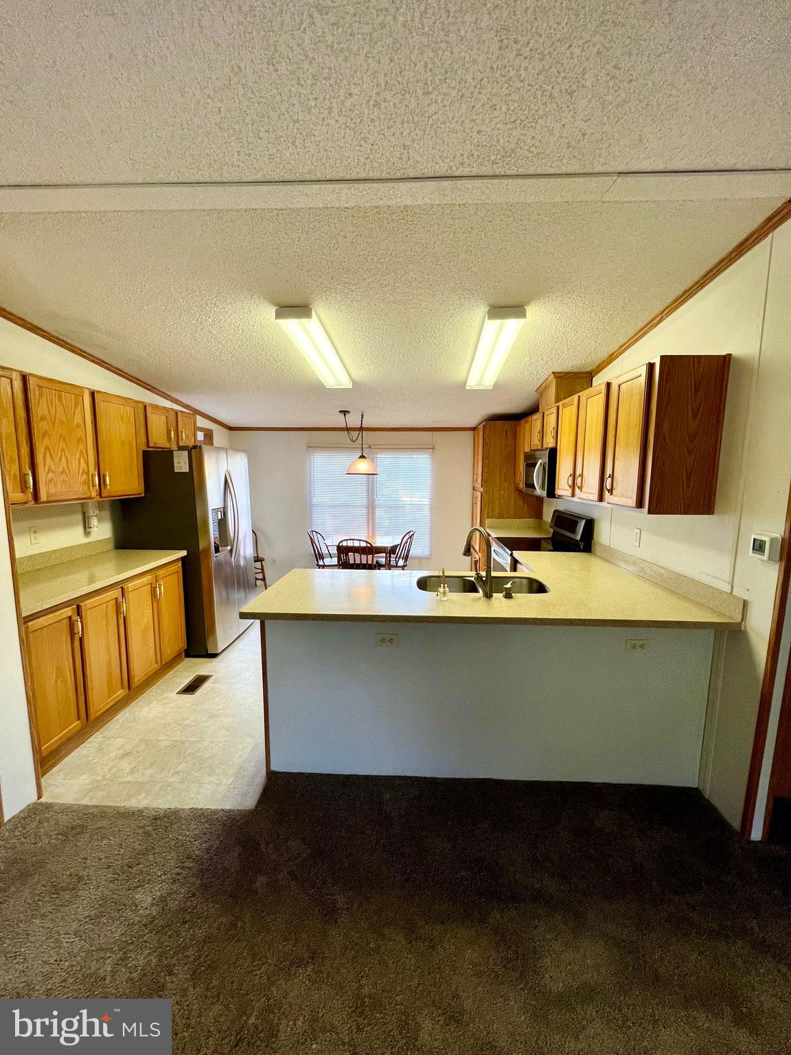 TOMAHAWK - Residential