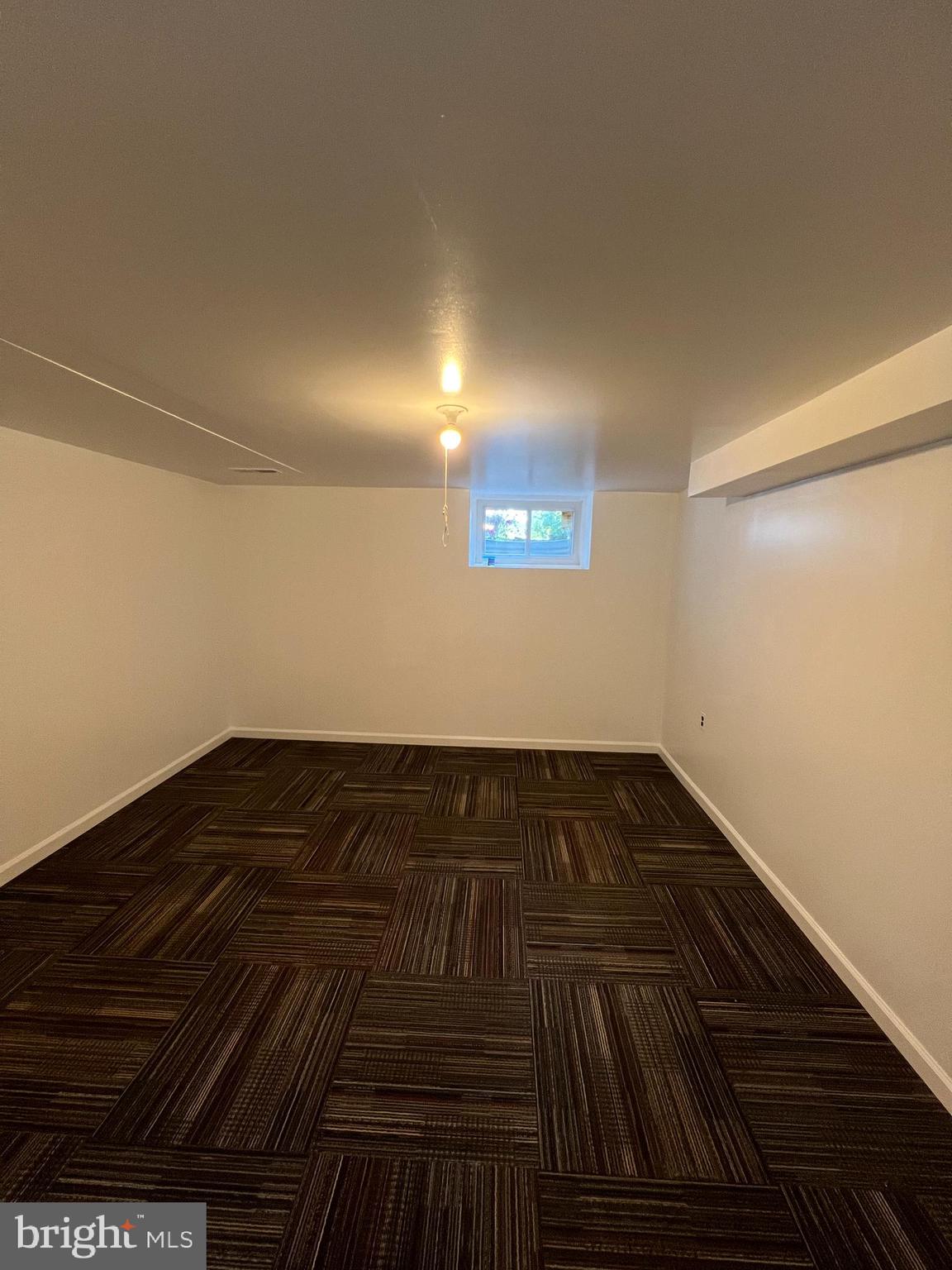 TOMAHAWK - Residential