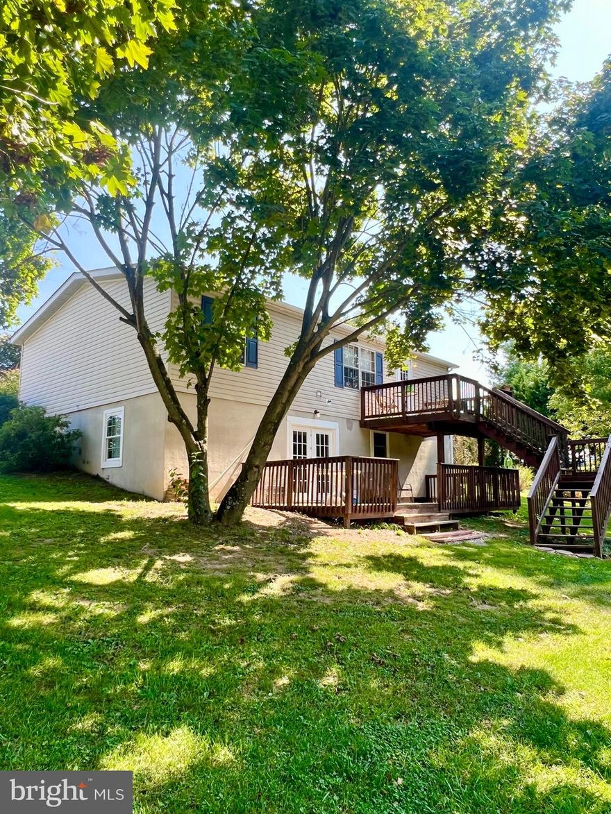 This peaceful little slice of heaven offers a beautiful private pond and gorgeous sunsets. This home also has a full finished basement that could be used for extra income or the perfect in-law suite. Four spacious bedrooms and 3 baths all on one unrestricted country acre. The spacious master bedroom has a private bathroom and a walk-in closet. Extra storage in basement. It's priced to sell at $279,900. Schedule your showing today!