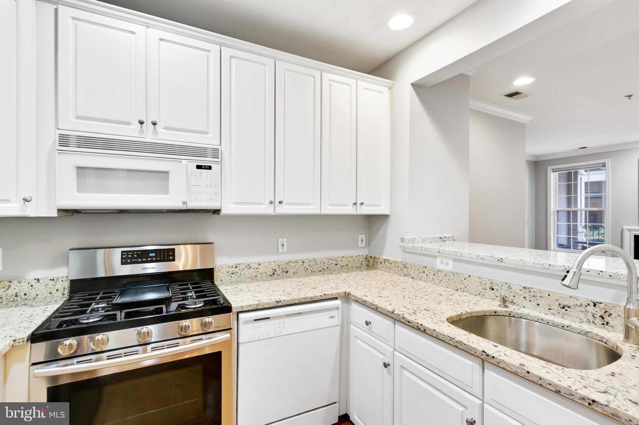 COURTHOUSE HILL - Residential