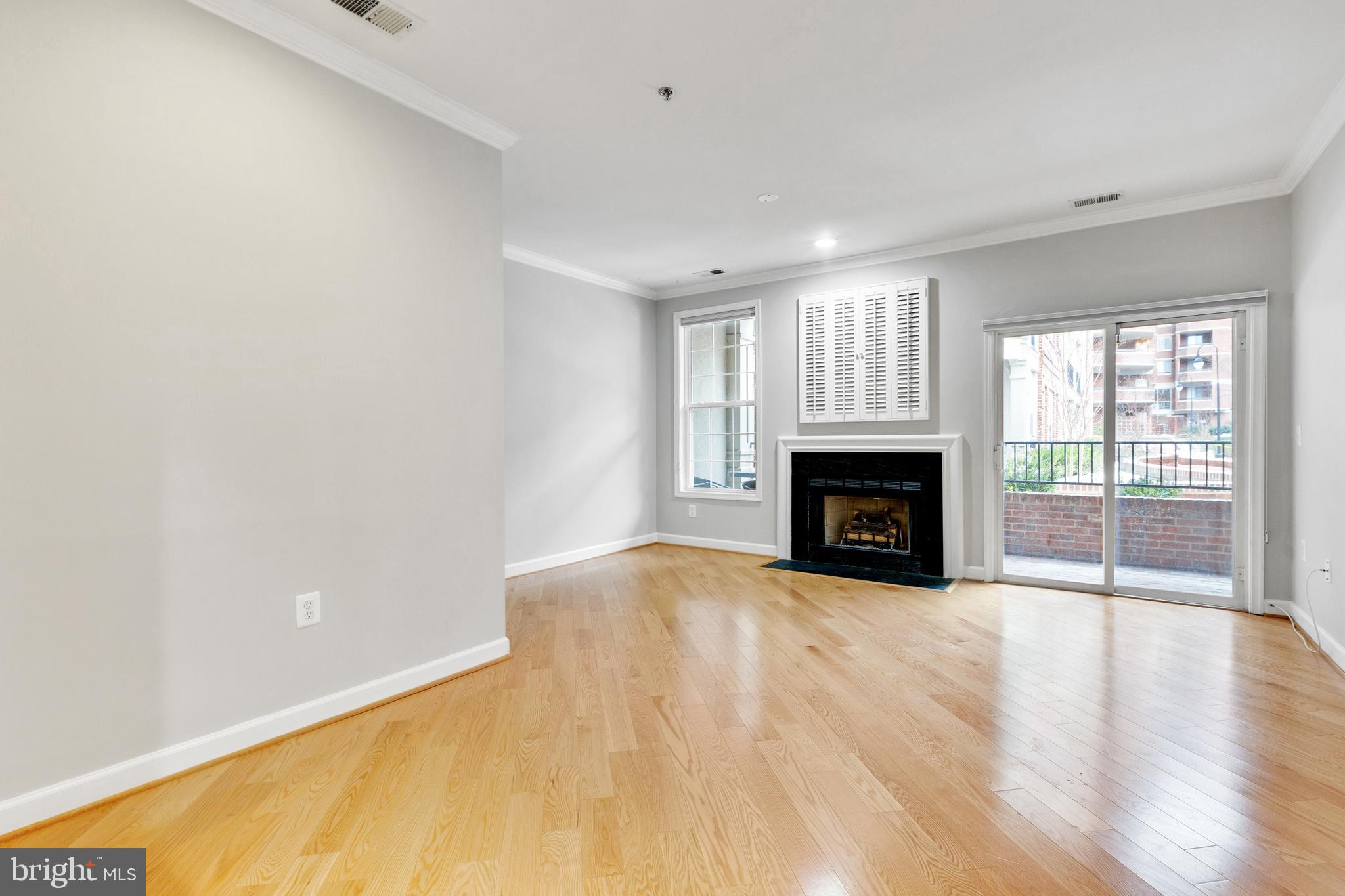 COURTHOUSE HILL - Residential