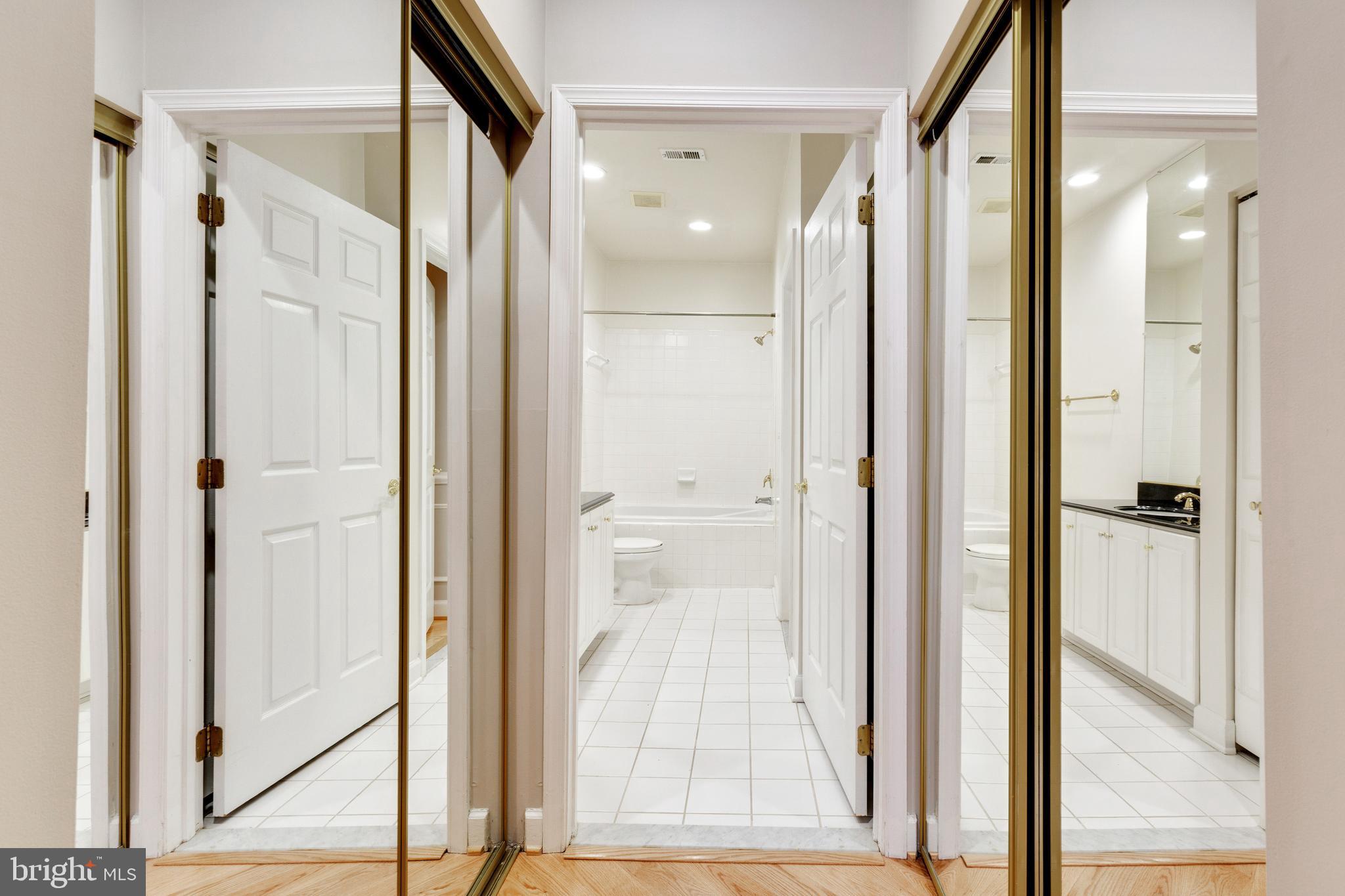 COURTHOUSE HILL - Residential