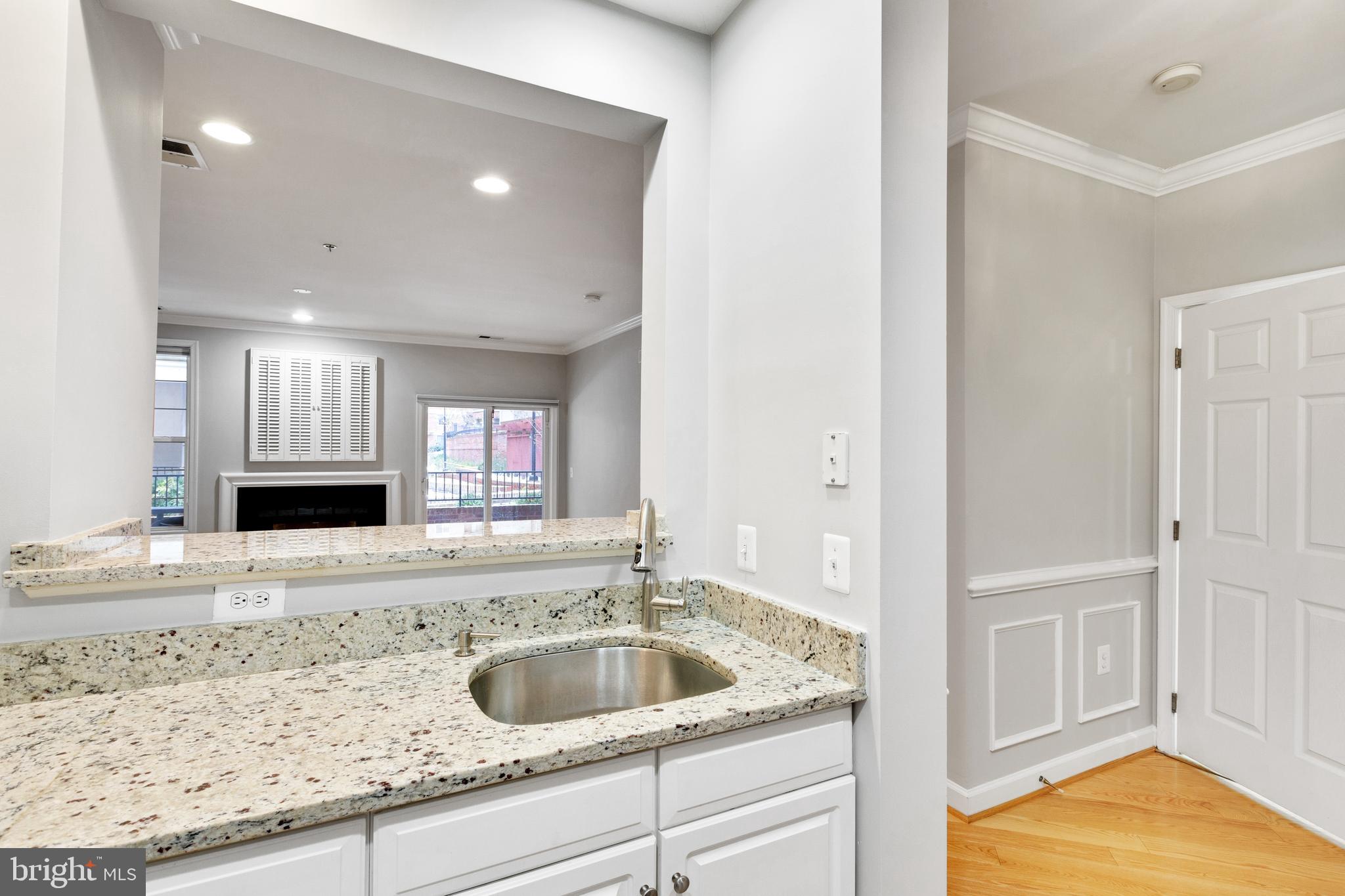 COURTHOUSE HILL - Residential