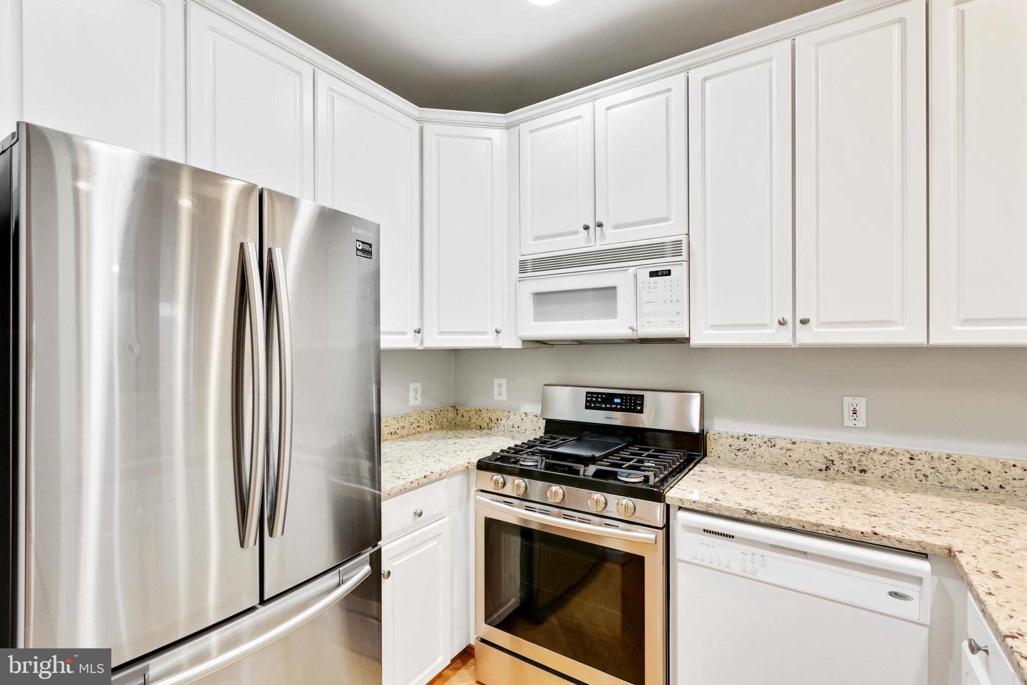 COURTHOUSE HILL - Residential