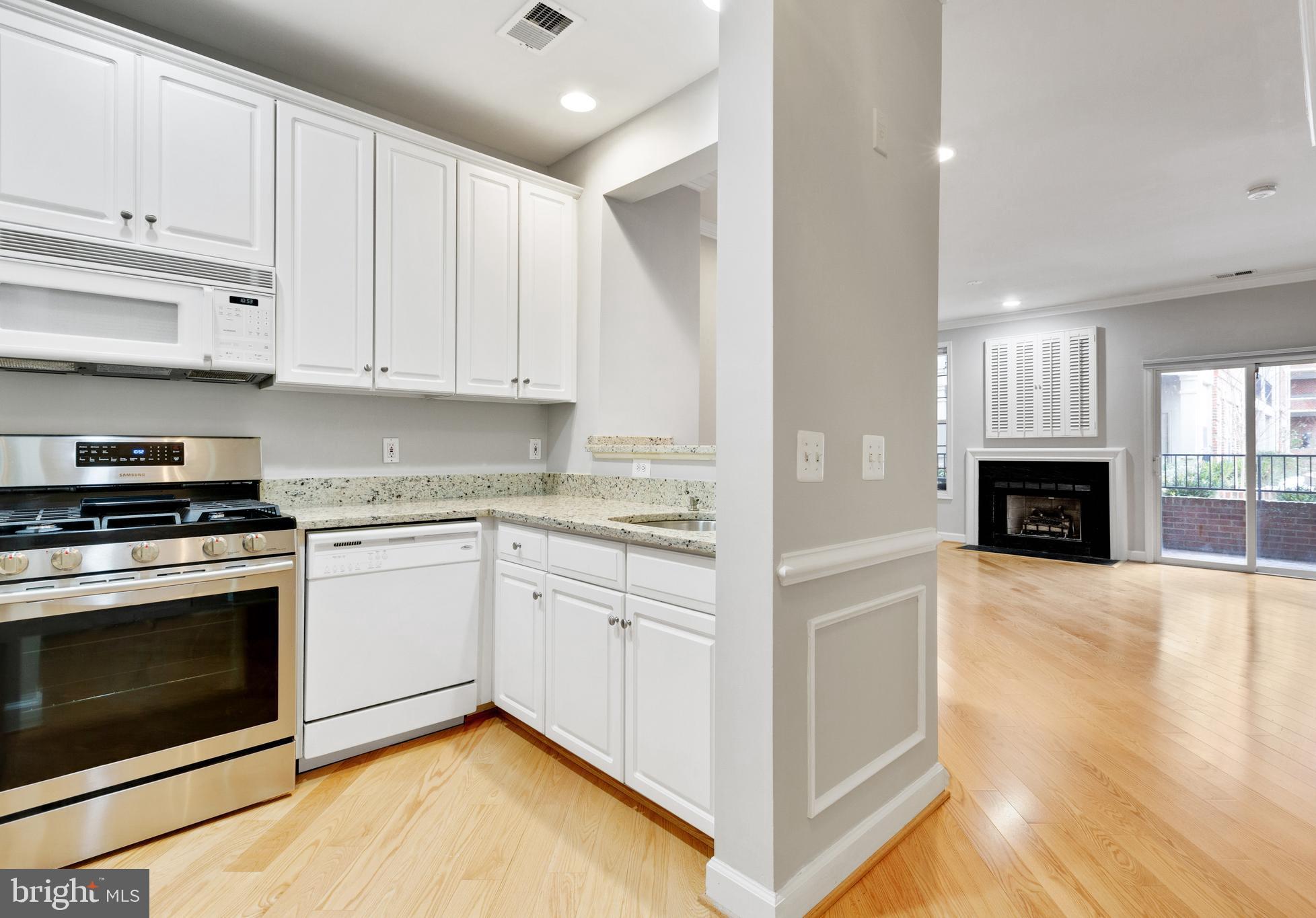 COURTHOUSE HILL - Residential