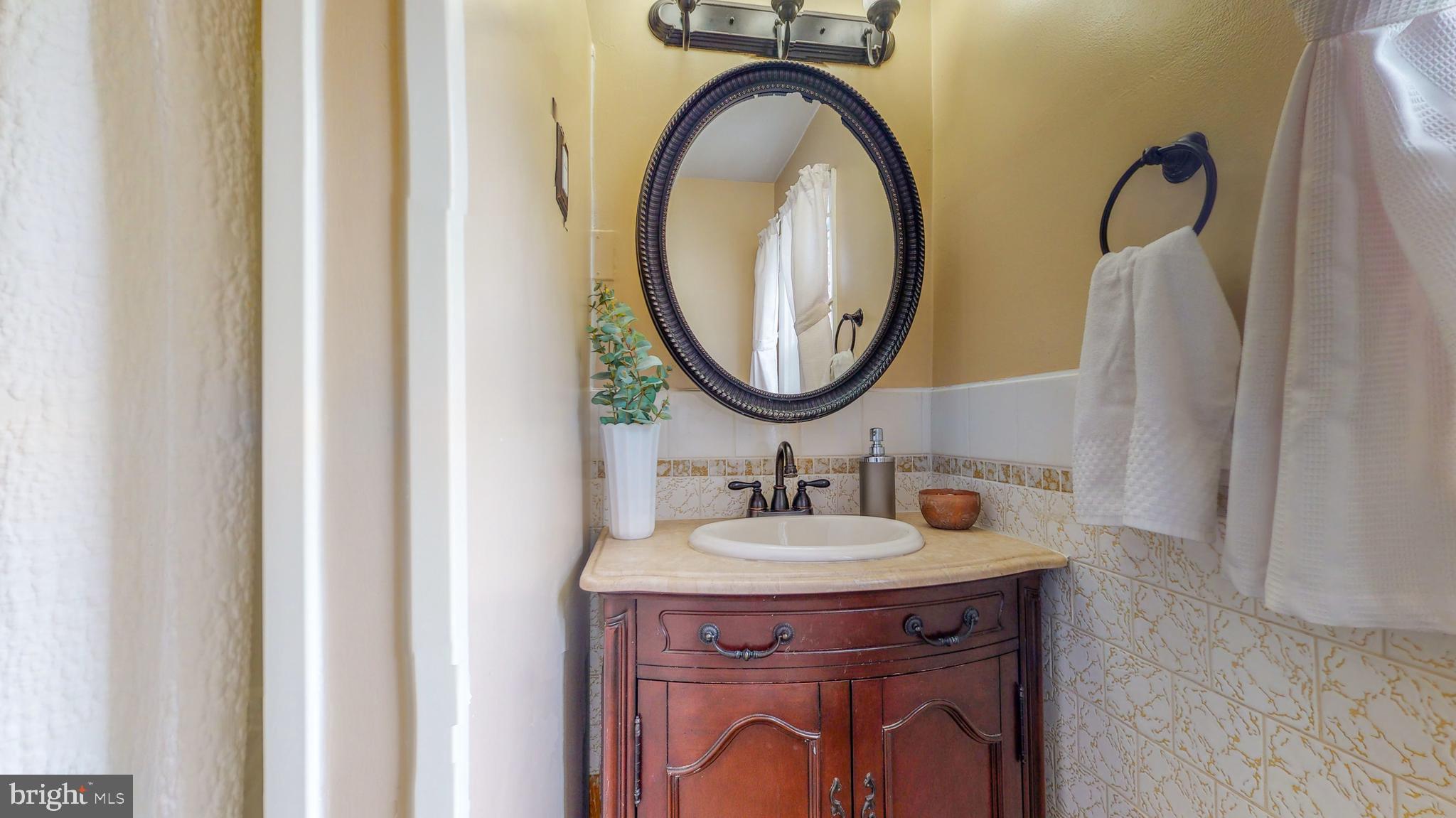 FULLERTON - Residential