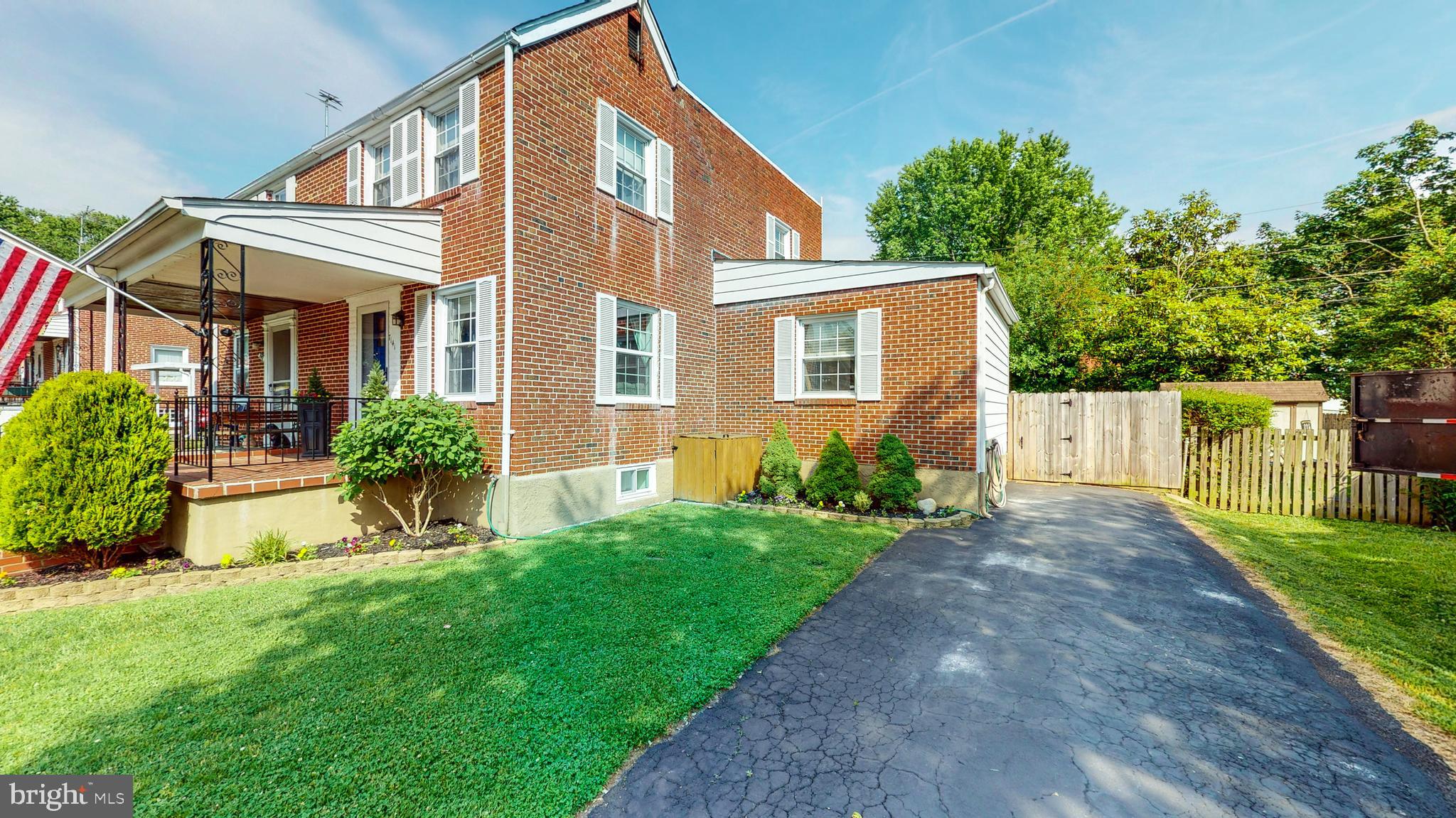 FULLERTON - Residential