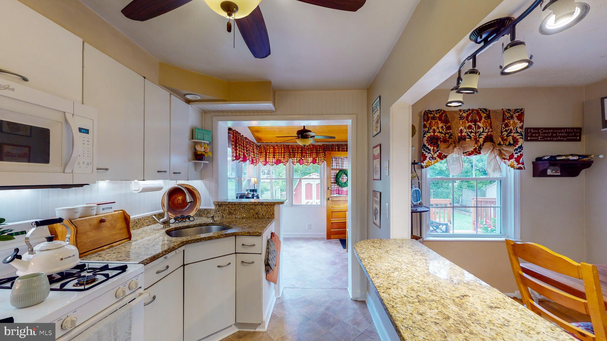 FULLERTON - Residential