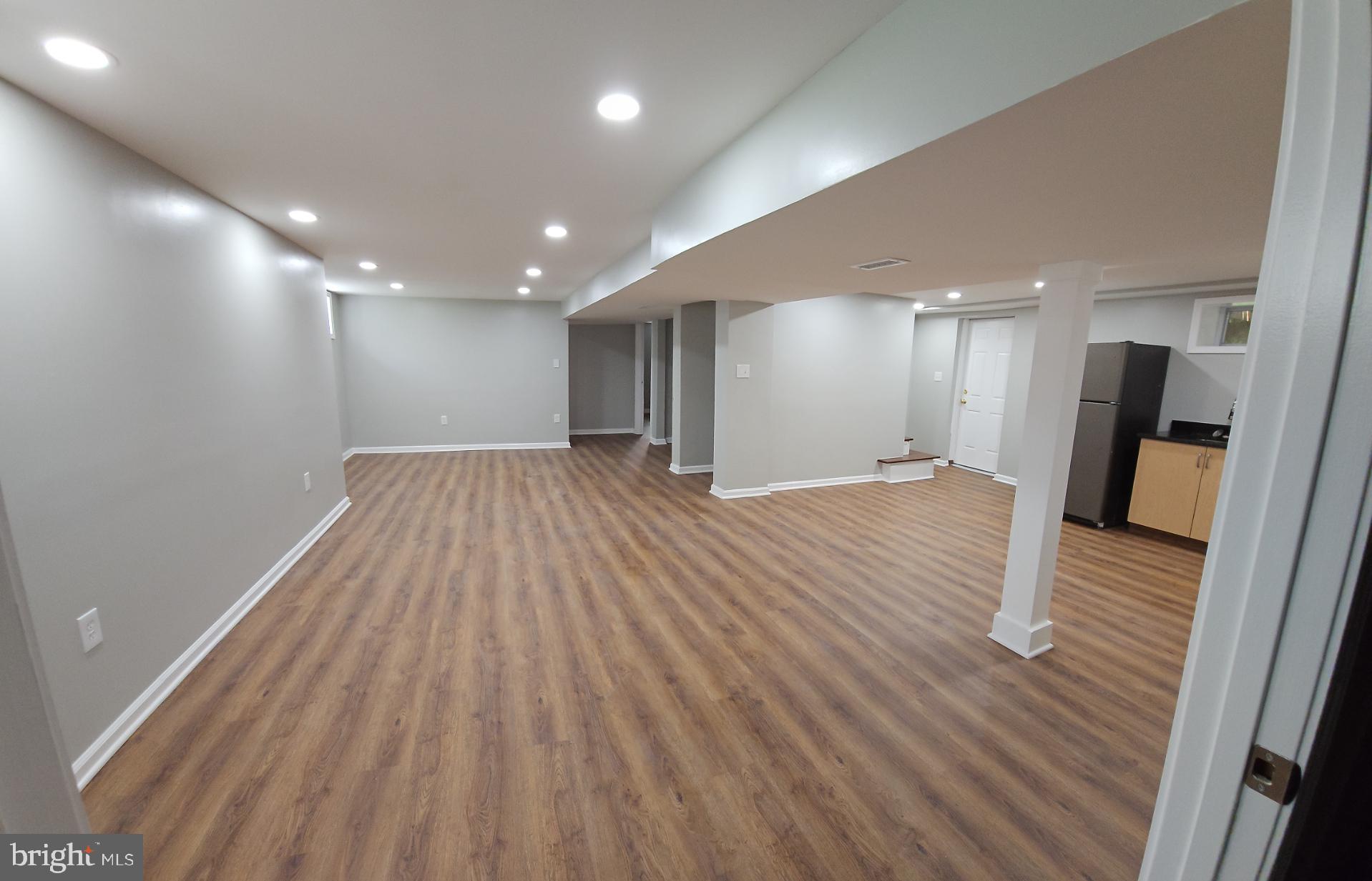 ALEXANDRIA - Residential Lease