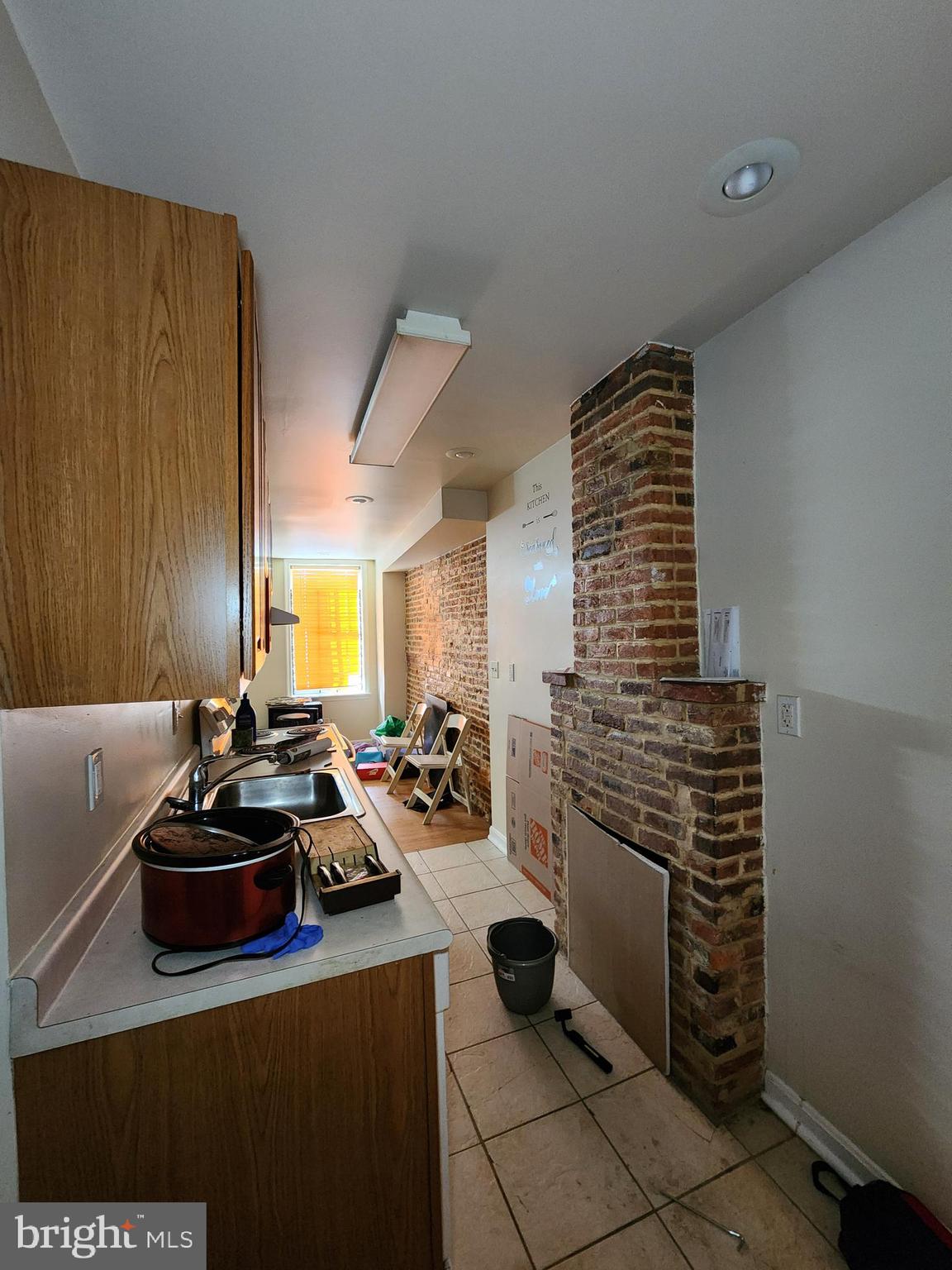 HOLLINS MARKET - Residential