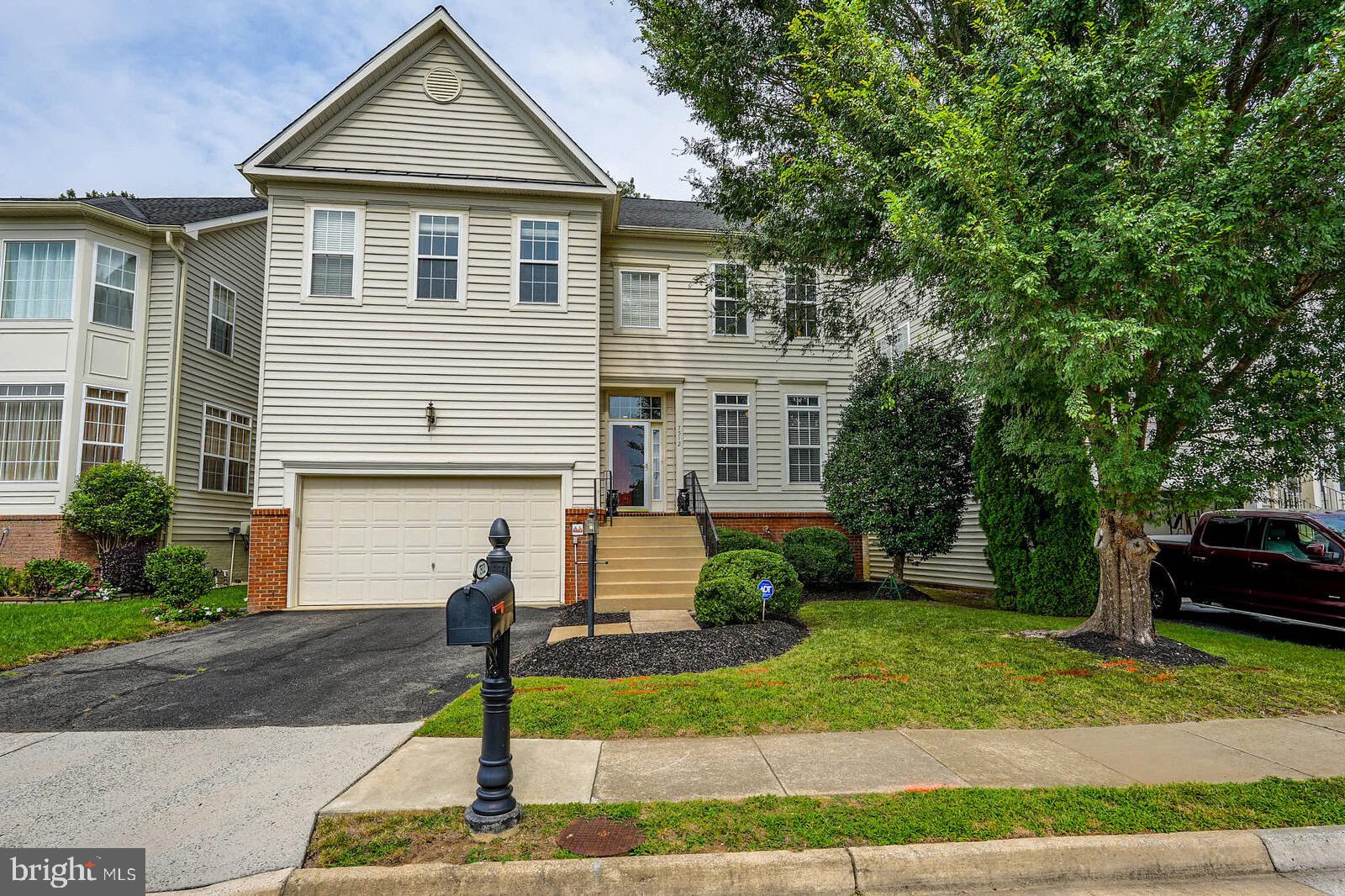 GROVE AT HUNTLEY MEADOWS - Residential