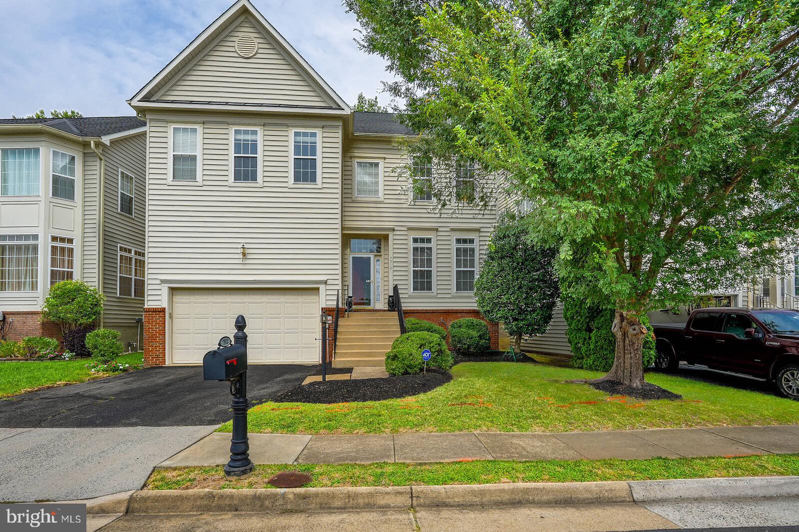 GROVE AT HUNTLEY MEADOWS - Residential