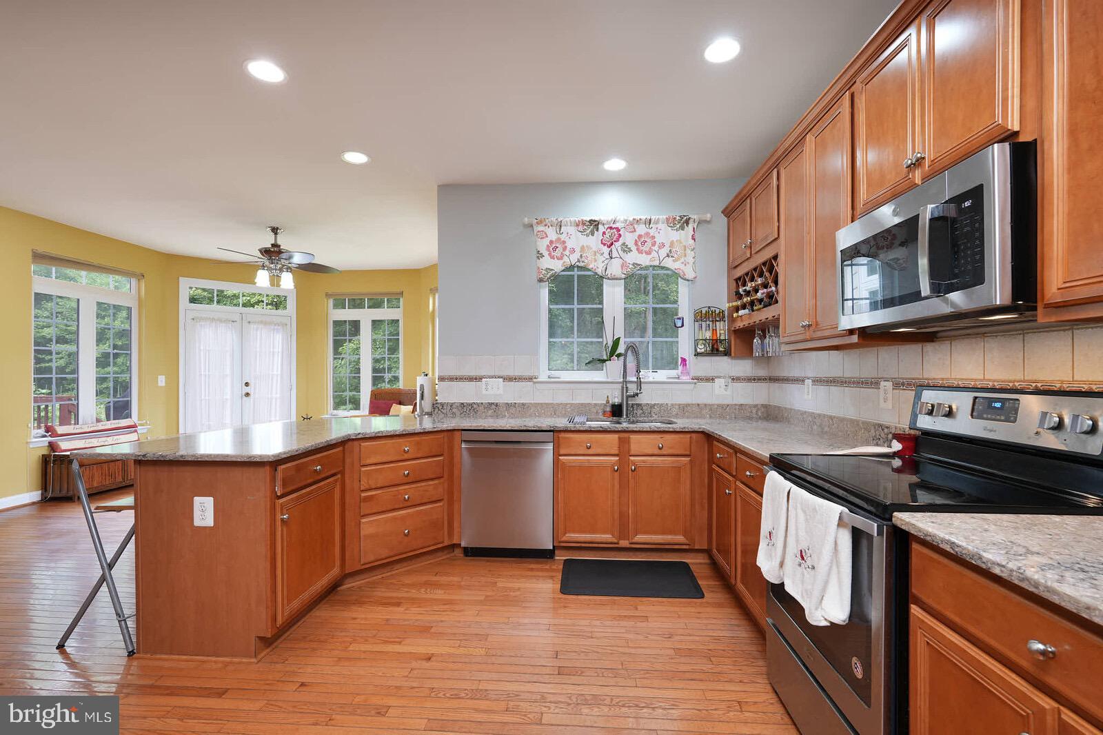 GROVE AT HUNTLEY MEADOWS - Residential