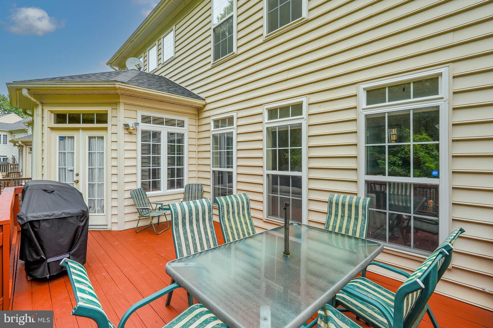 GROVE AT HUNTLEY MEADOWS - Residential