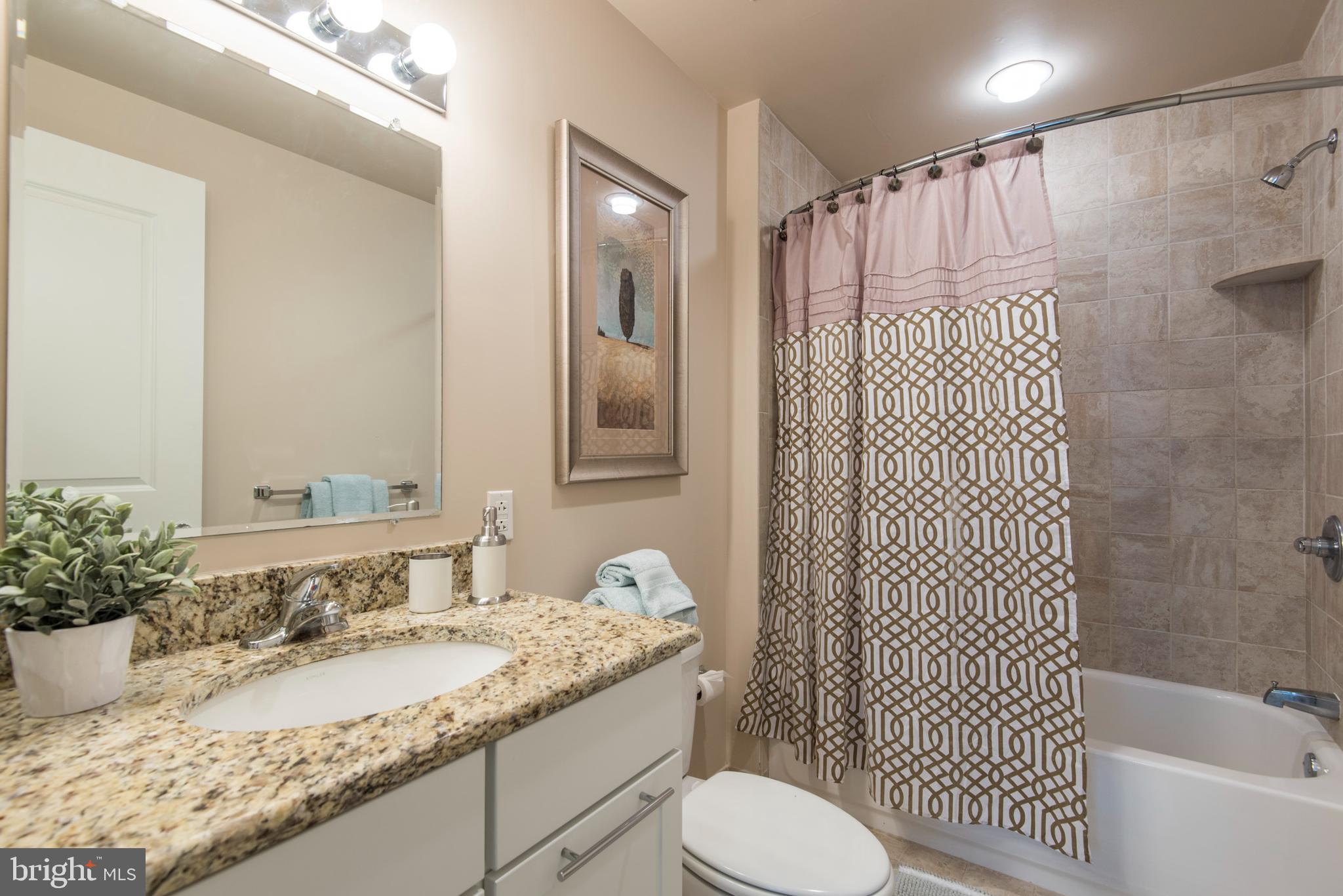 RITTENHOUSE SQUARE - Residential Lease