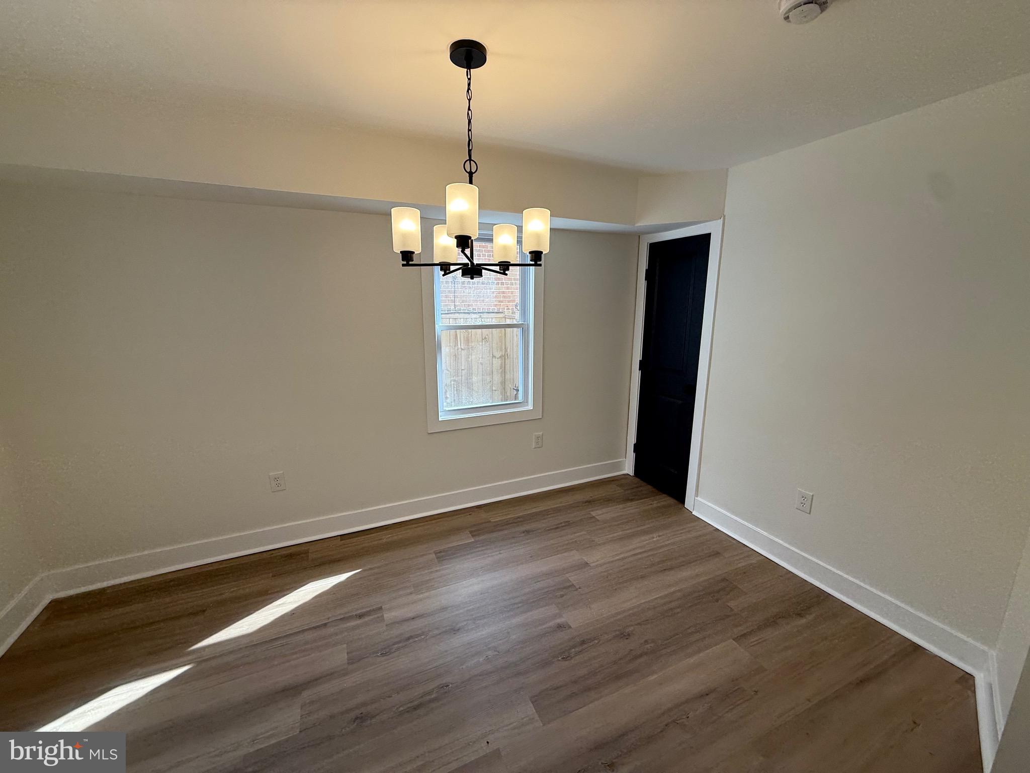 DEANWOOD - Residential