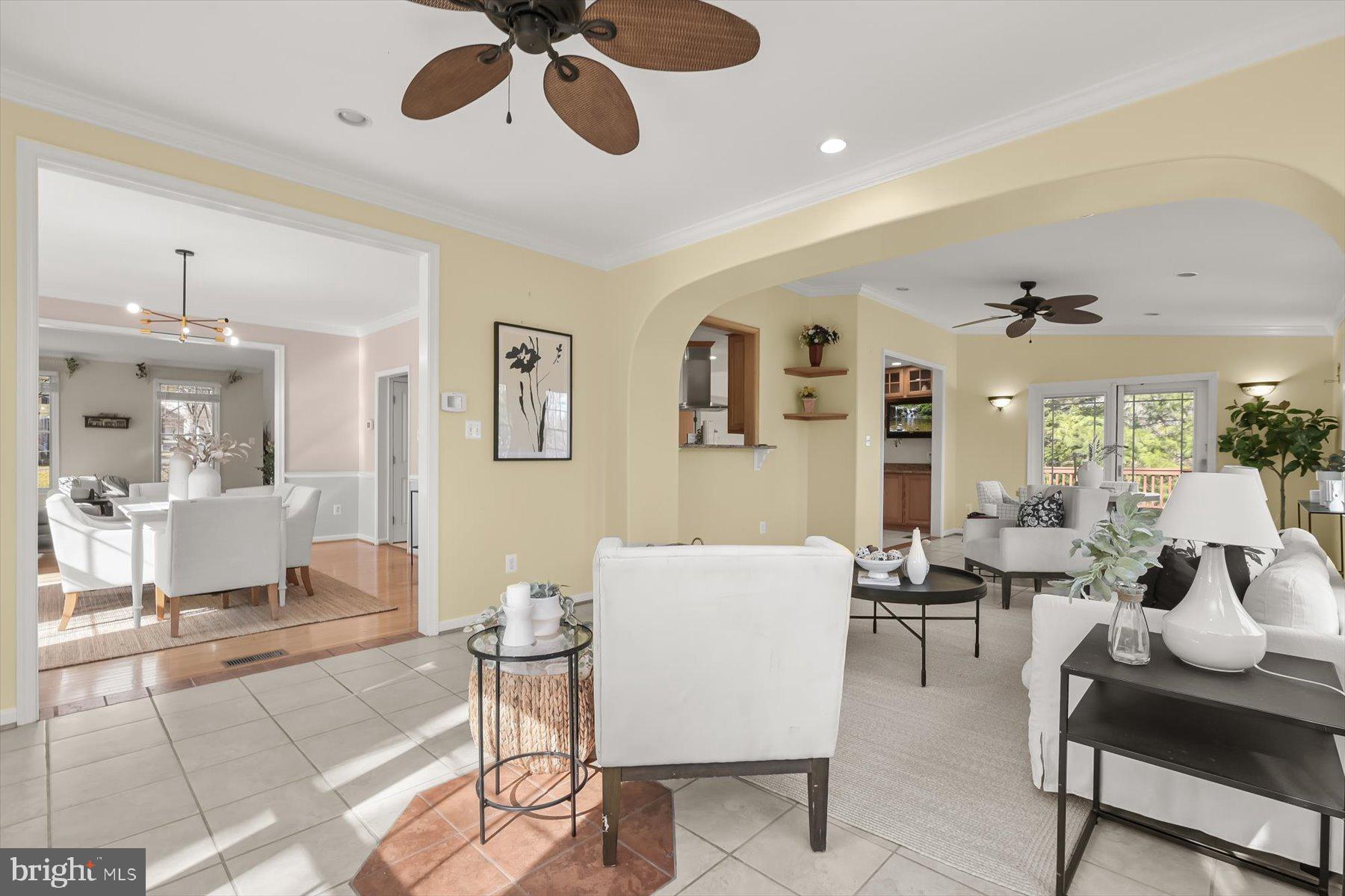 VILLAGE OF RIVER HILL - Residential