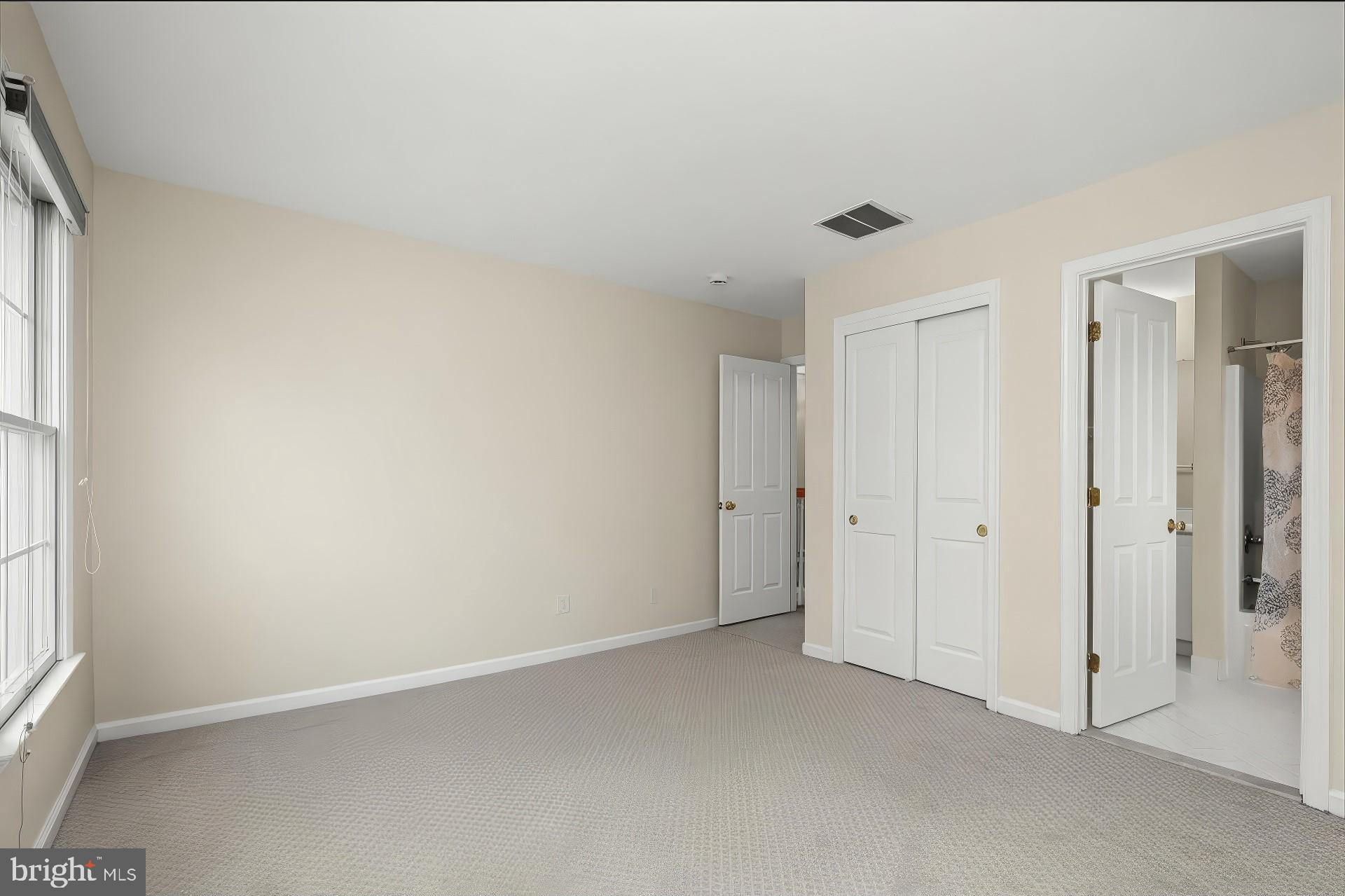 VILLAGE OF RIVER HILL - Residential