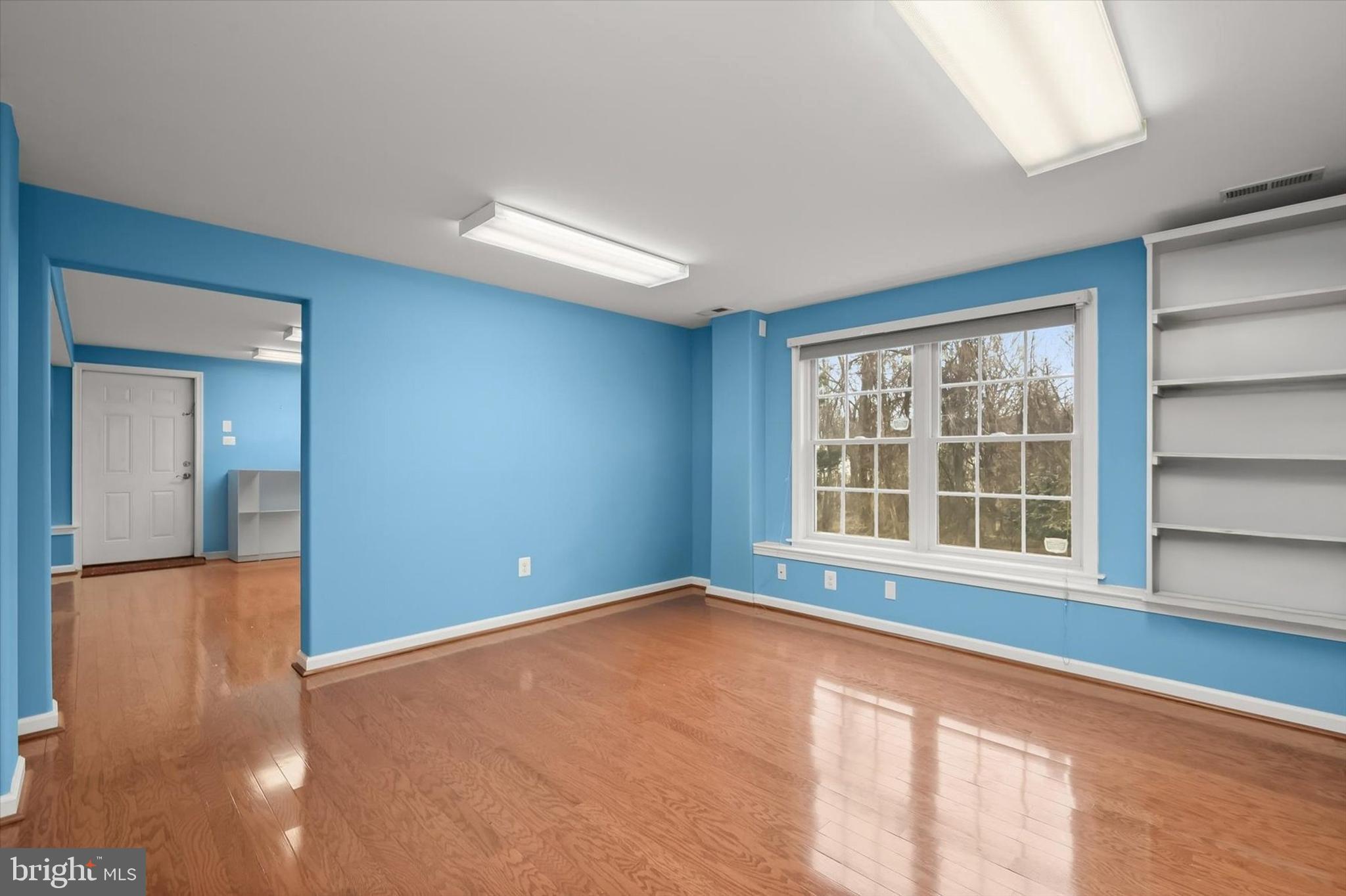 VILLAGE OF RIVER HILL - Residential