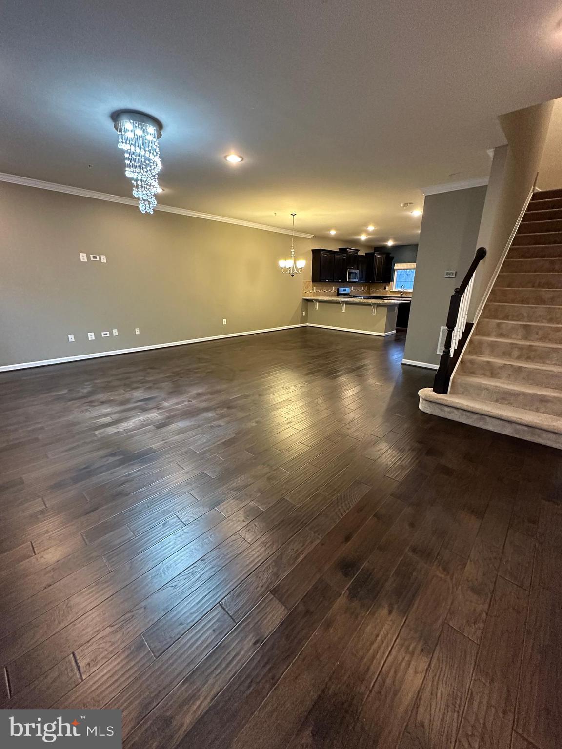 OXFORD SQUARE - Residential Lease