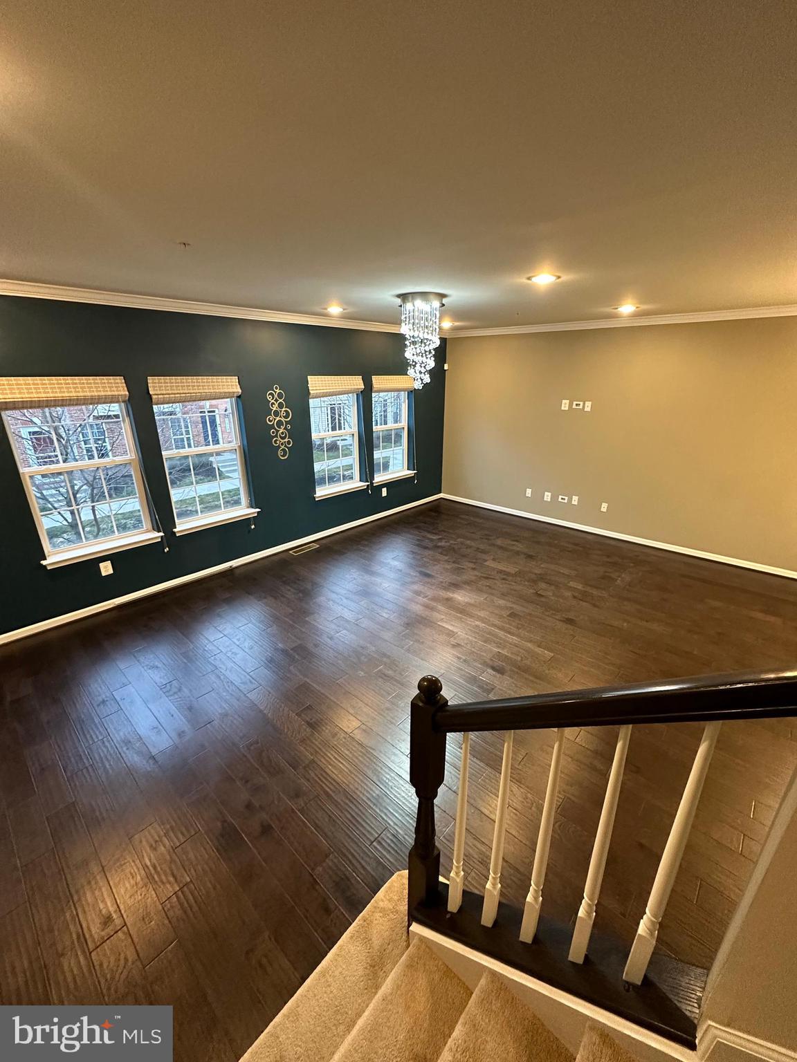 OXFORD SQUARE - Residential Lease