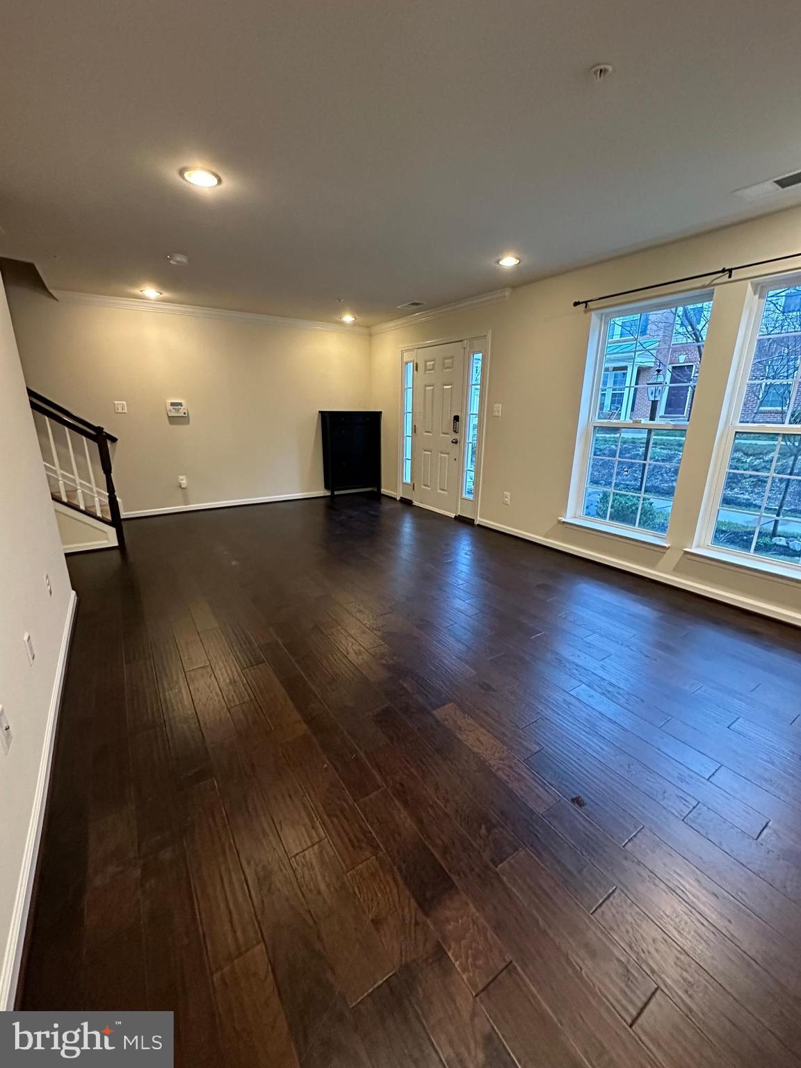 OXFORD SQUARE - Residential Lease