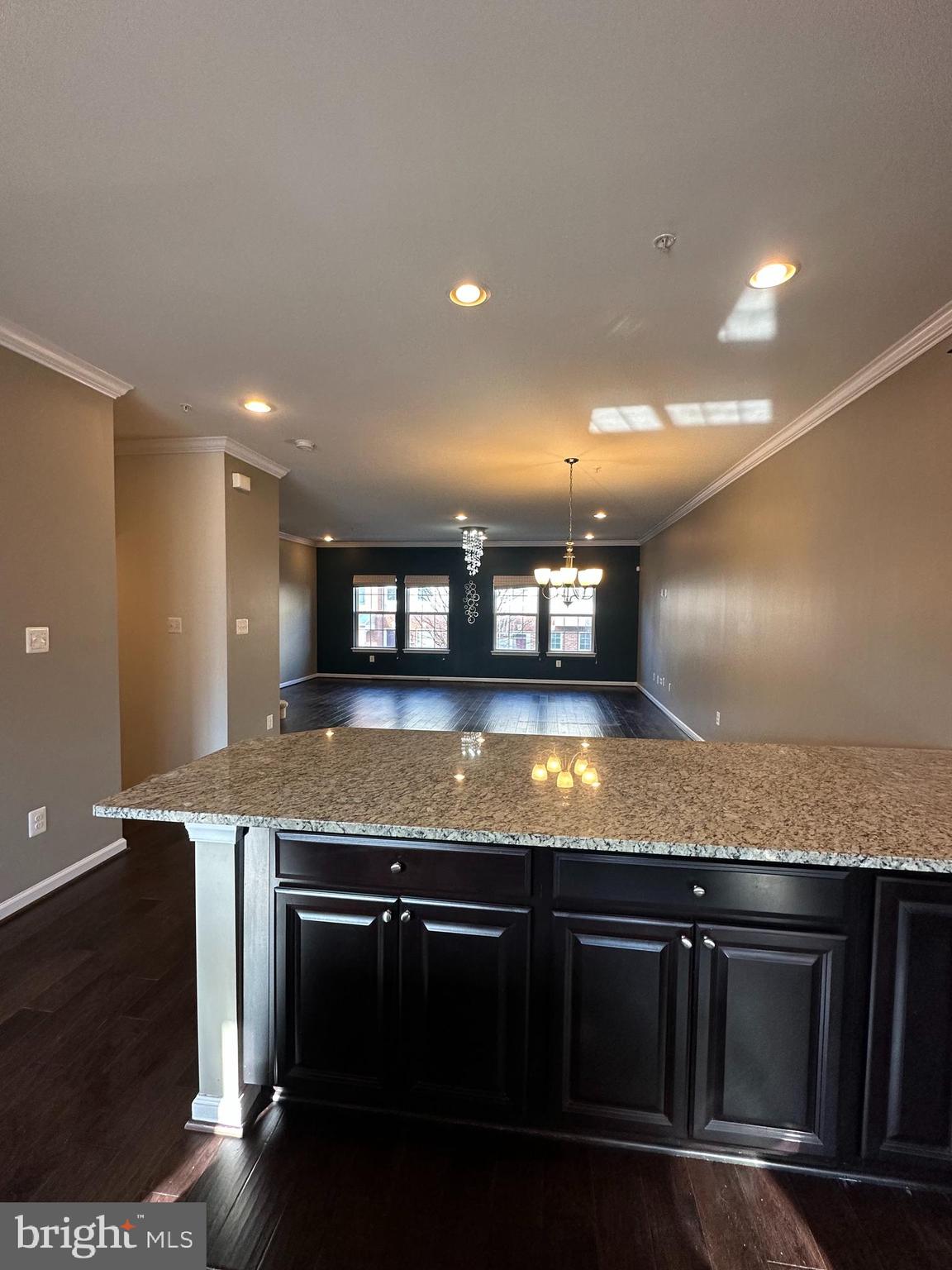 OXFORD SQUARE - Residential Lease