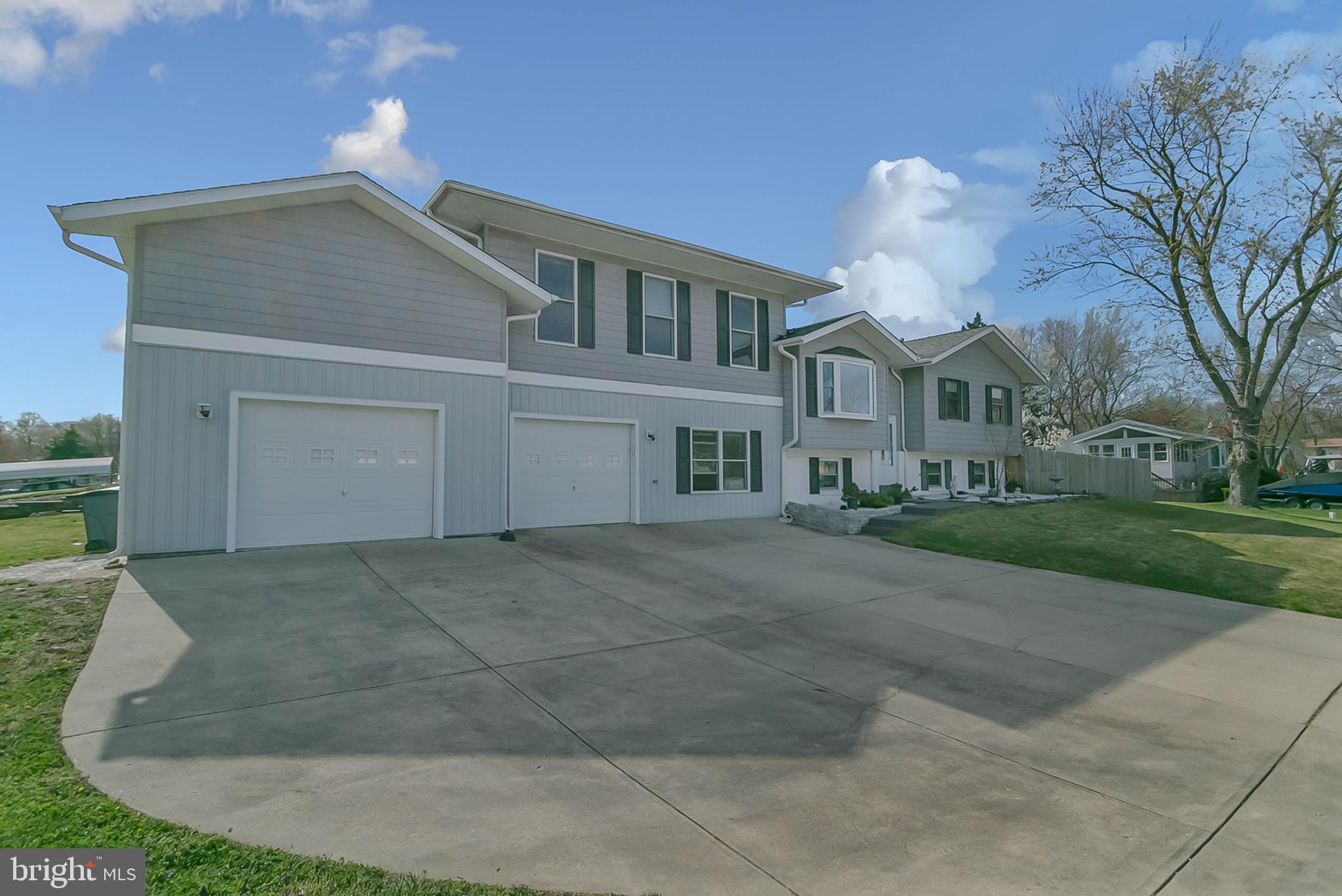 RIVA FARMS - Residential