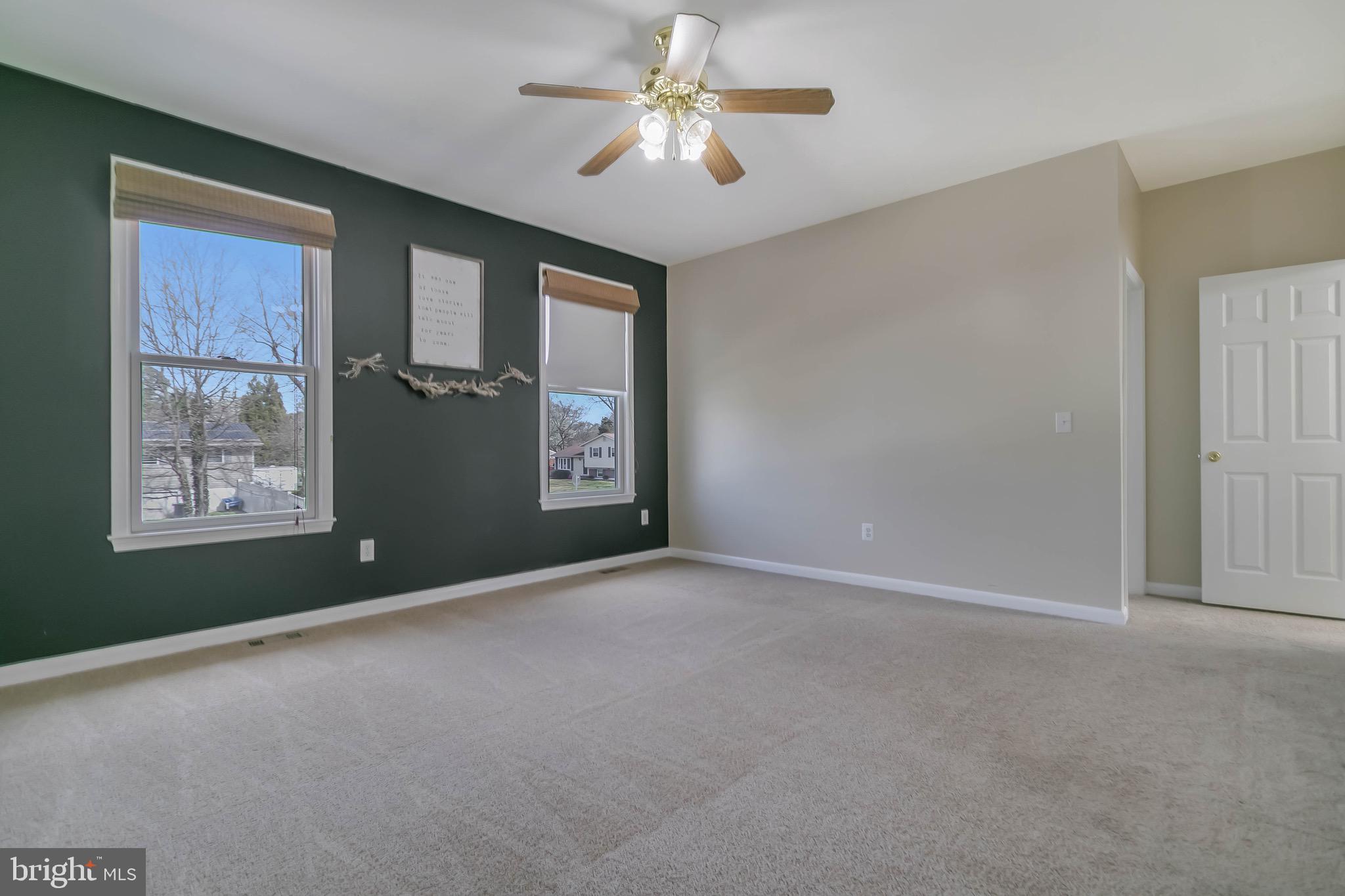 RIVA FARMS - Residential