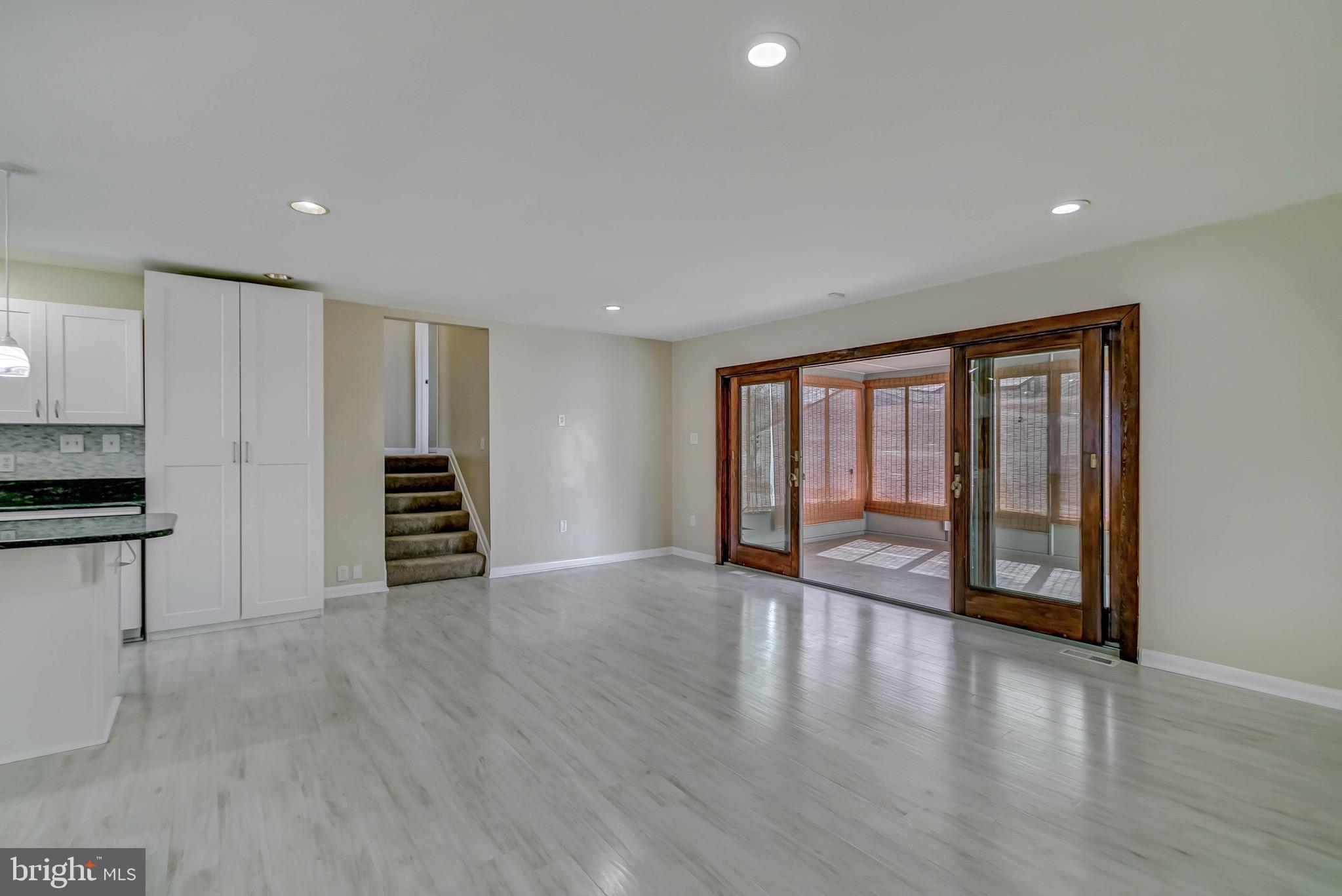 RIVA FARMS - Residential