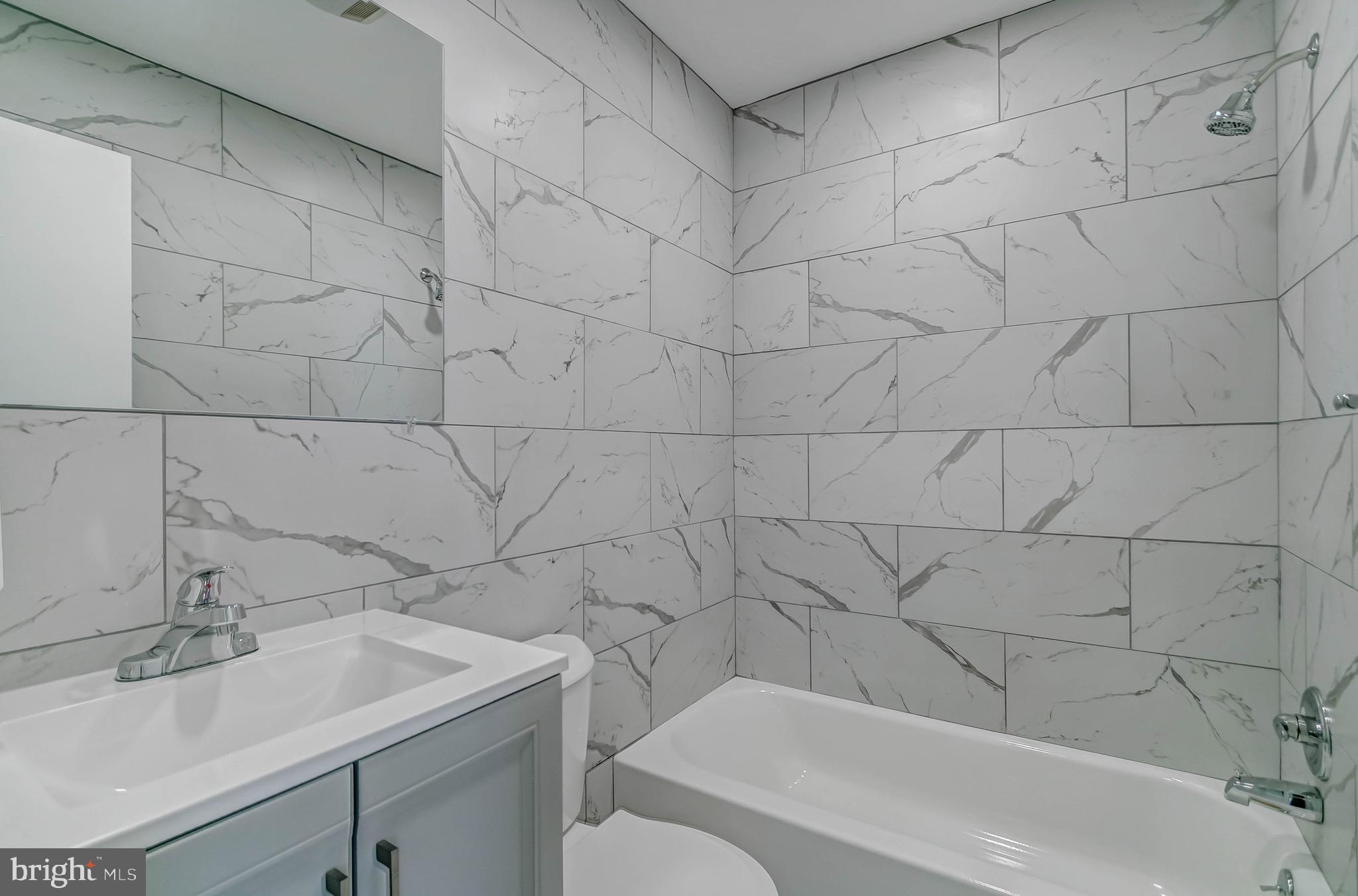 RIVA FARMS - Residential