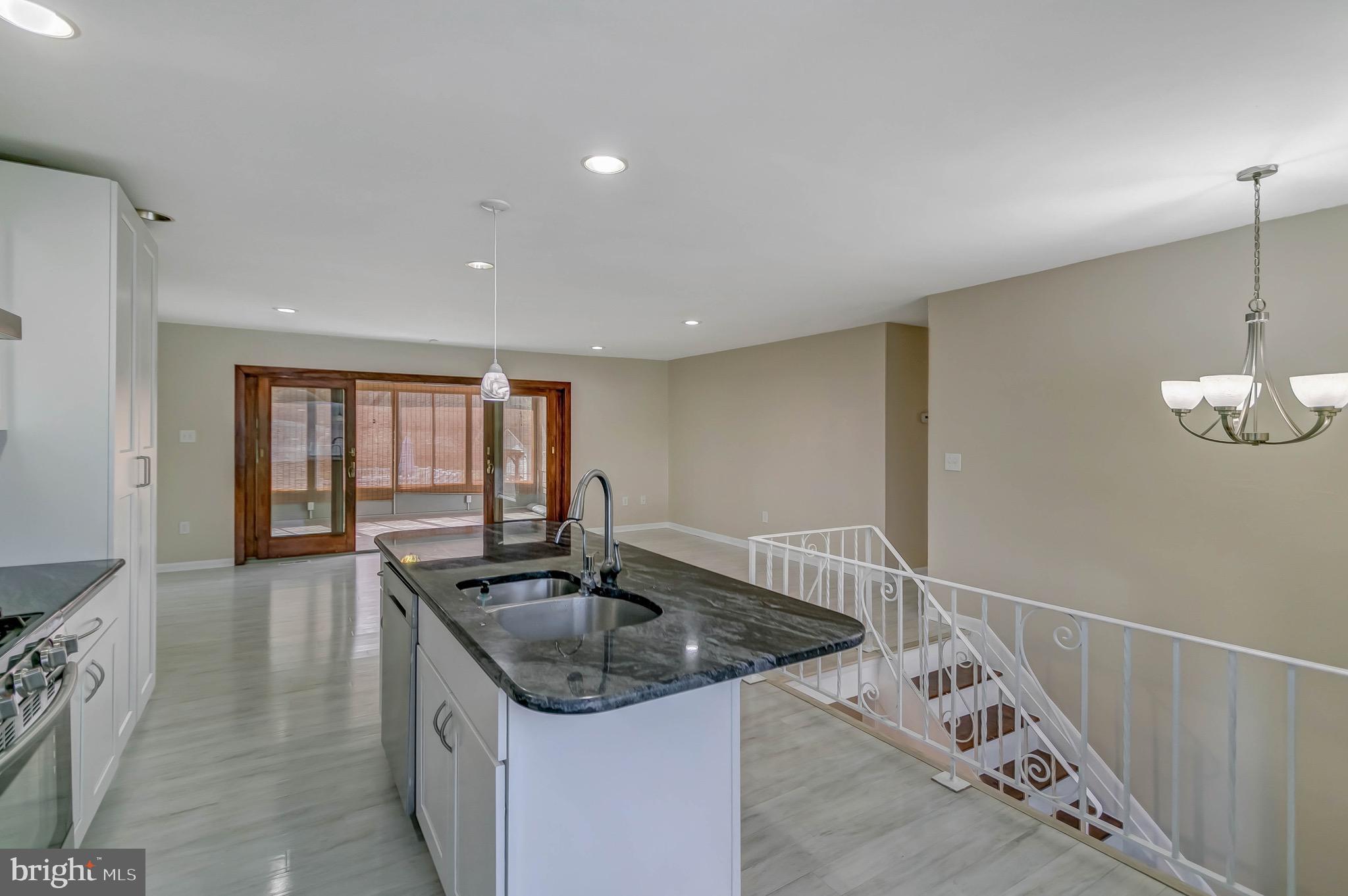 RIVA FARMS - Residential